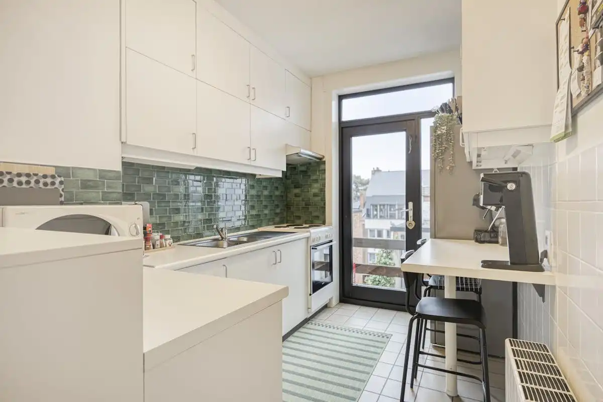 Instapklaar 2-slaapkamer appartement nabij centrum Hasselt foto 6