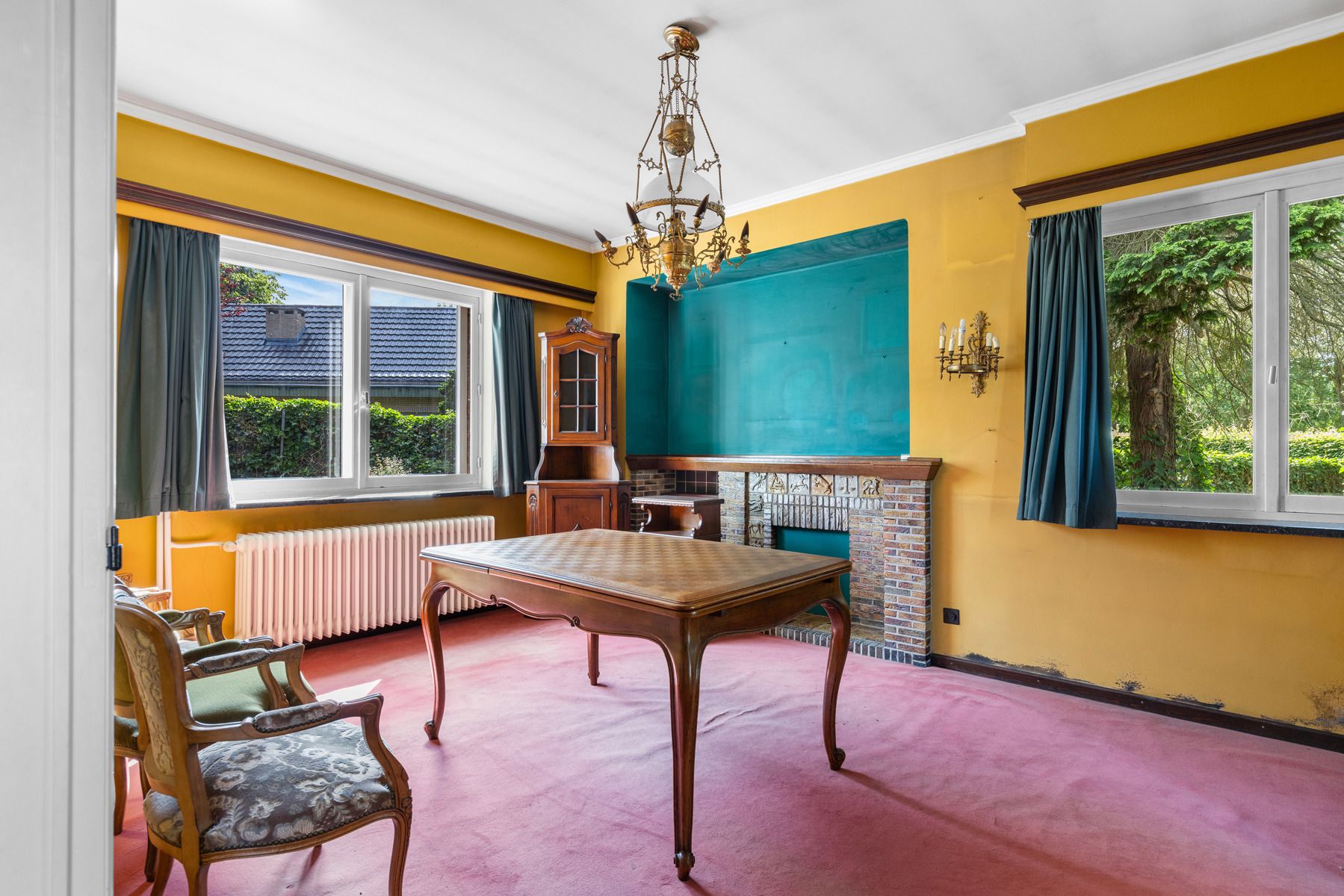 Geheel te renoveren / te slopen woning in residentiële wijk foto 6