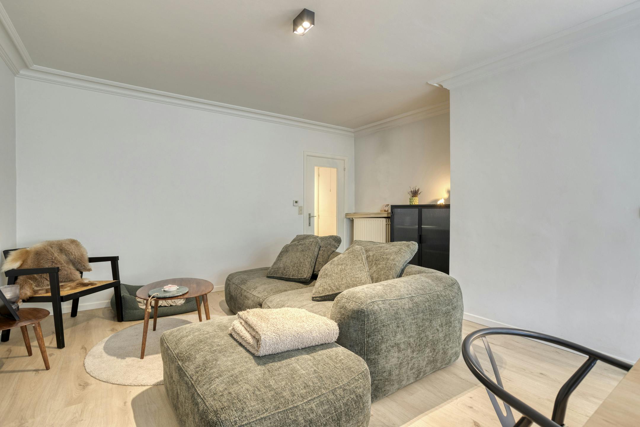 Gerenoveerd Appartement te koop in Brugge met 2 slaapkamers foto 2