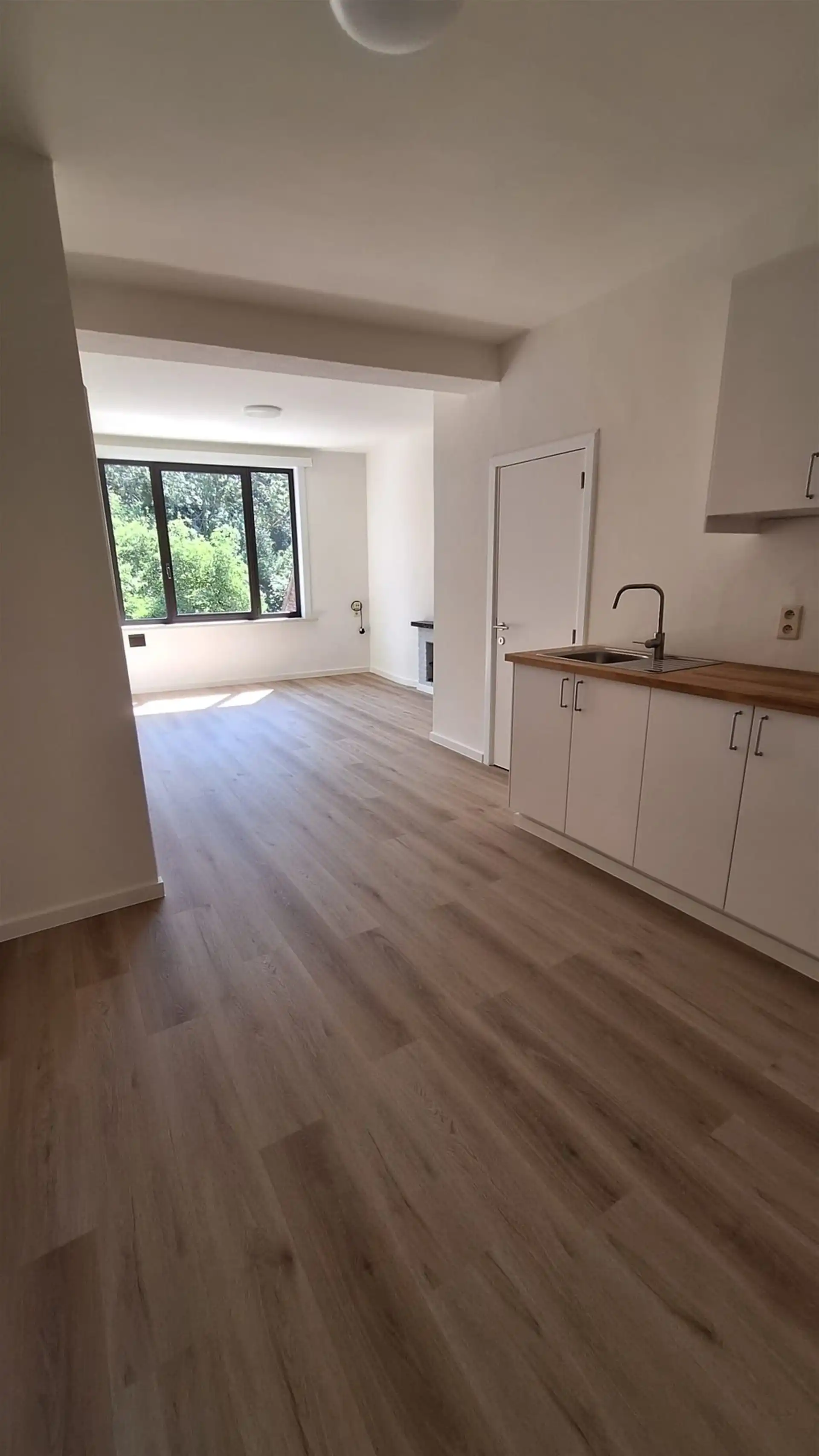 Eén-slaapkamerappartement in centrum van Wetteren foto 2