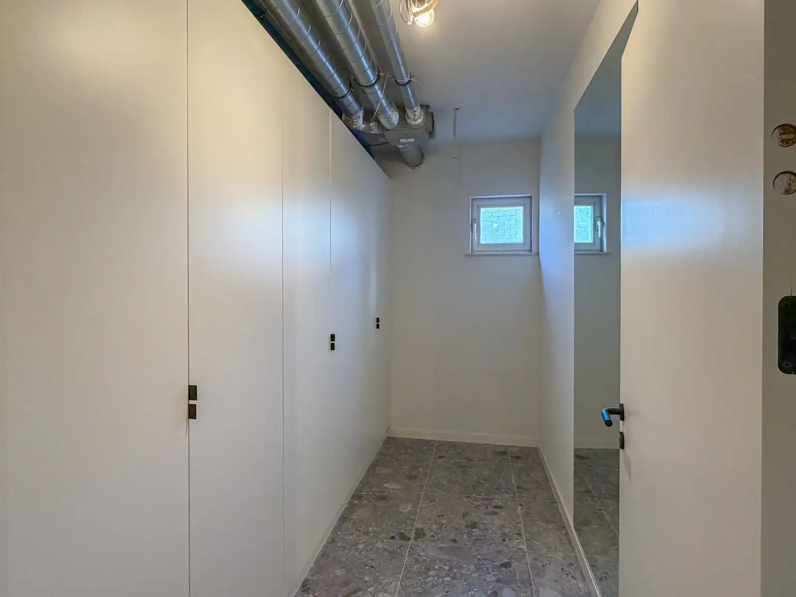 Gerenoveerd 2-slaapkamerappartement met uitzicht op Sint-Baafskathedraal foto 18