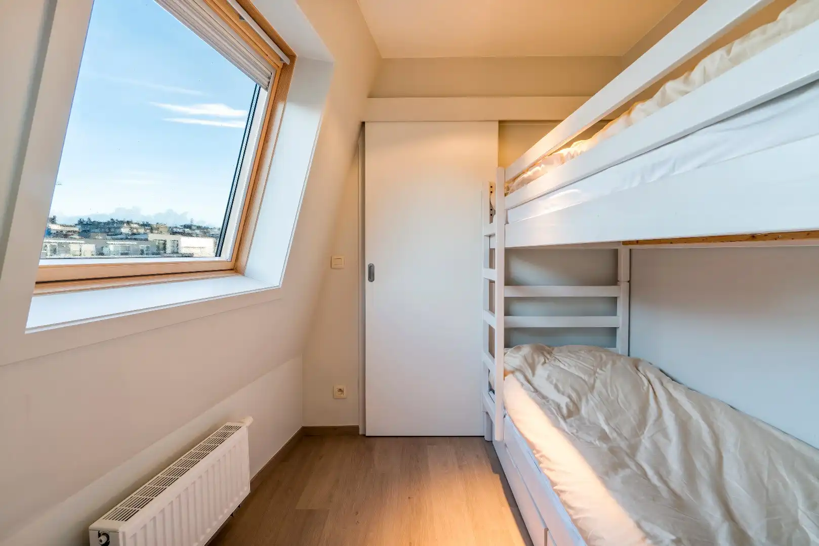 Zonnig hoekappartement foto 9