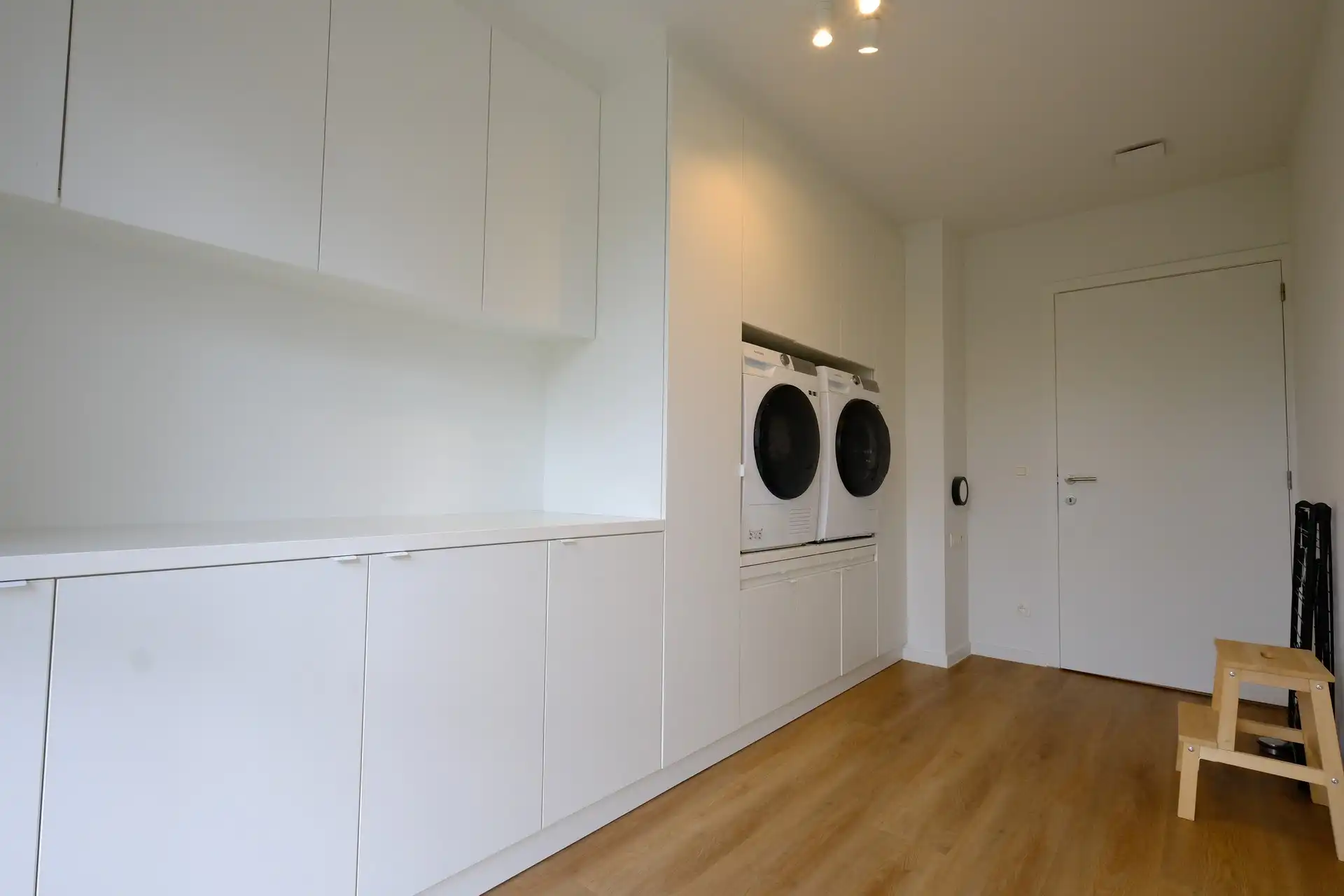 luxueus ingerichte woning met 3 slaapkamers in het gezellige Oud-Rekem foto 15