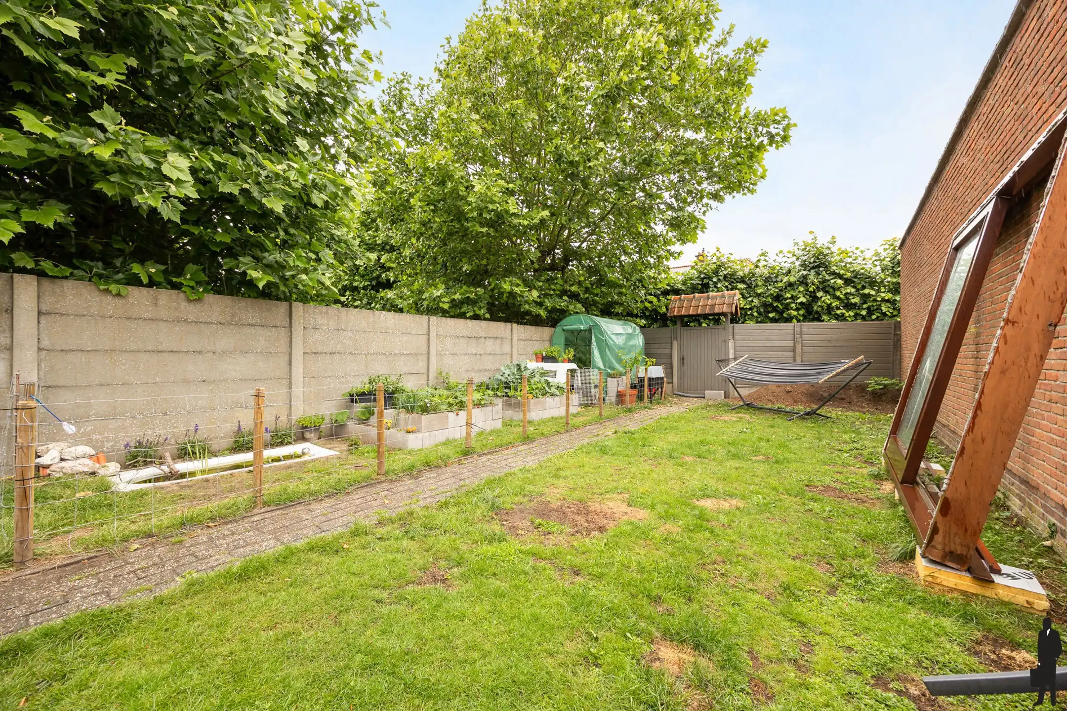 Instapklare woning met zonnige tuin en garage  foto 17