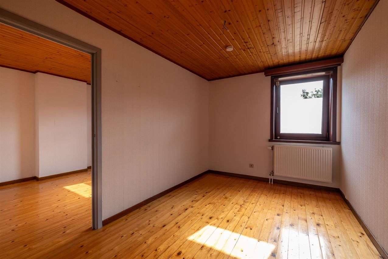 Vrijstaande woning met 3slk op 22a40ca op strategische ligging foto 25