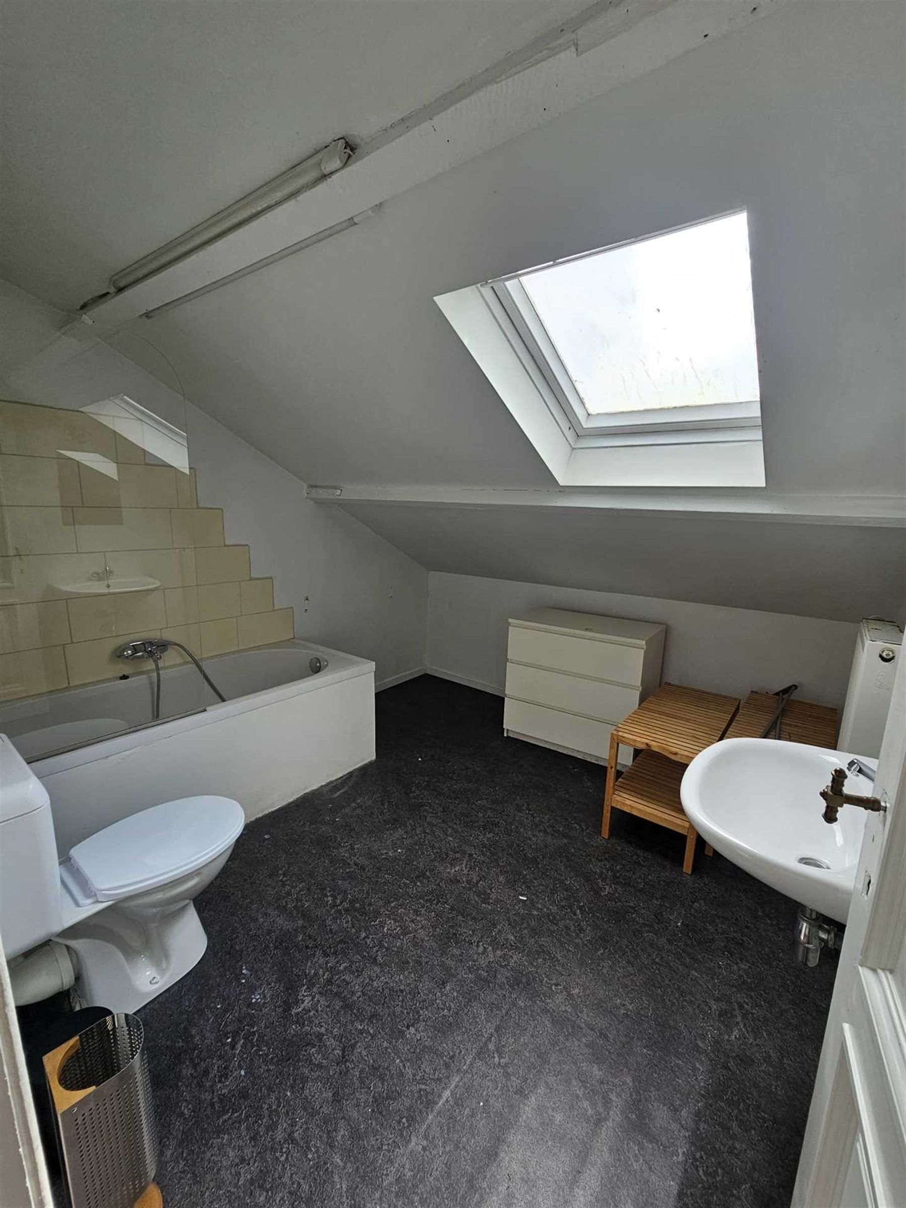 Herenhuis zijstraat Dageraadplaats! foto 12