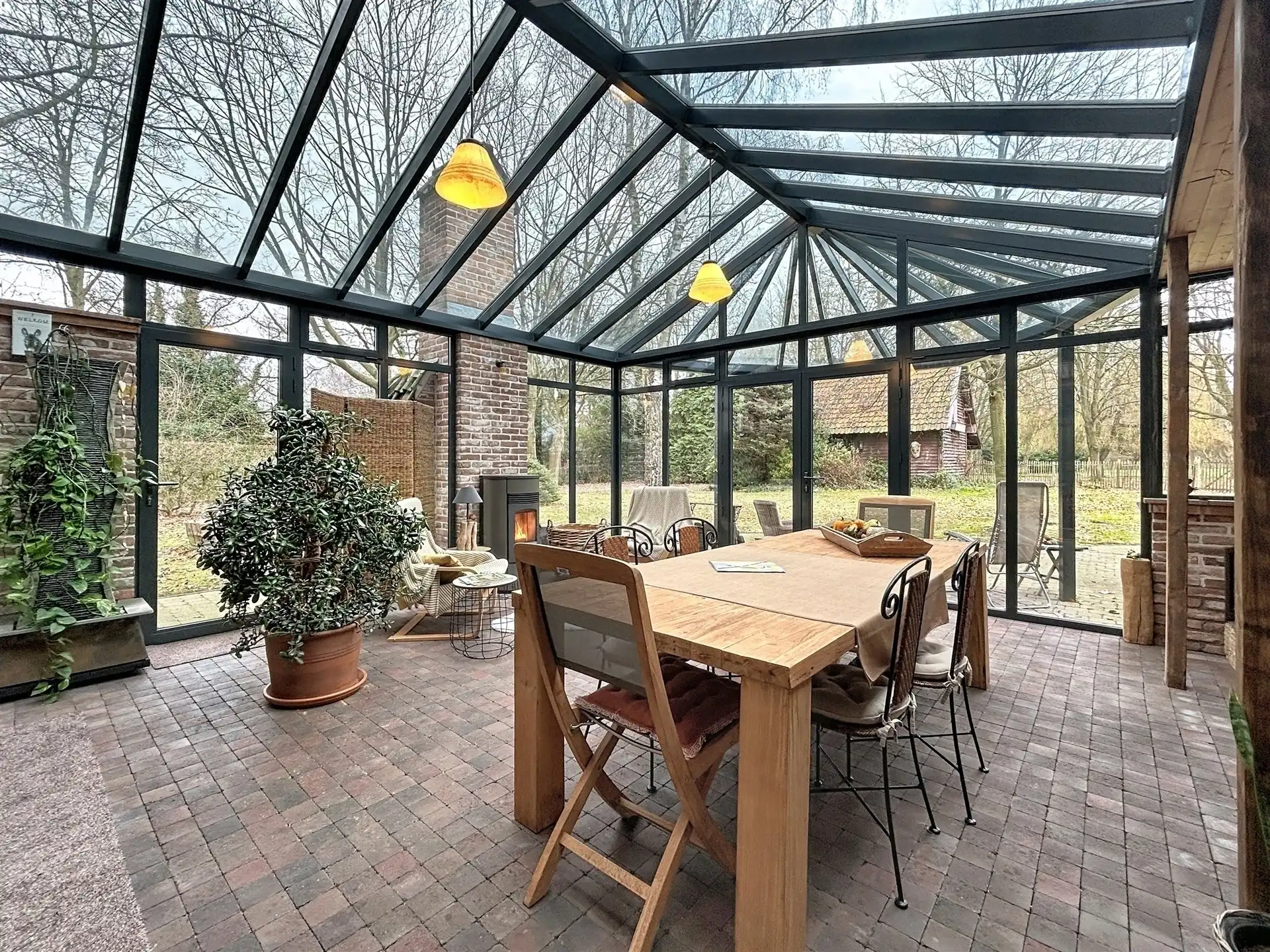 Energiezuinige statige villa met 5 slaapkamers en riant bijgebouw op perceel van 14262m² foto 6