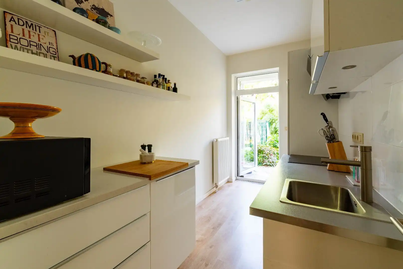 Gemeubeld appartement met tuin  foto 13