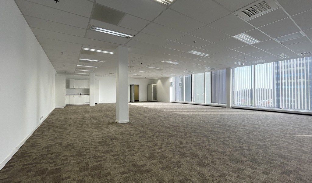 Vernieuwde kantoren te huur in Ahlers Building te Antwerpen foto 19