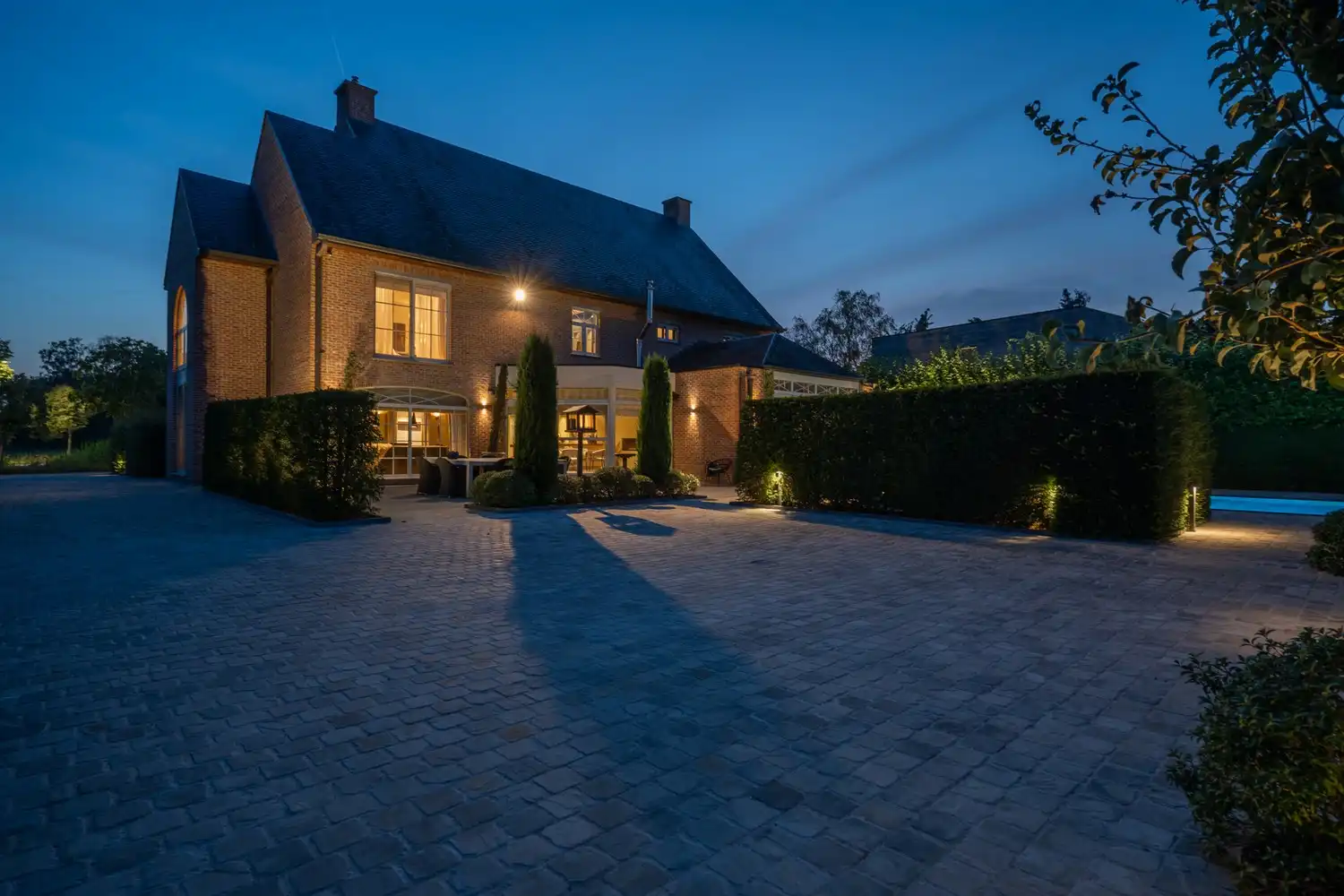 Exclusieve villa met 550 m² bewoonbare oppervlakte op een prachtig perceel van 5.458 m² nabij het centrum van Heist-op-den-Berg foto 48