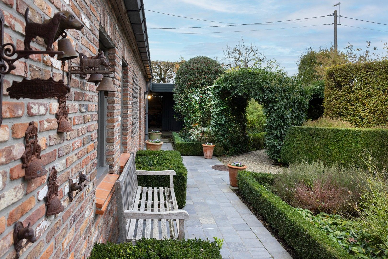 Landelijke woning op ruim 3.000 m². foto 2