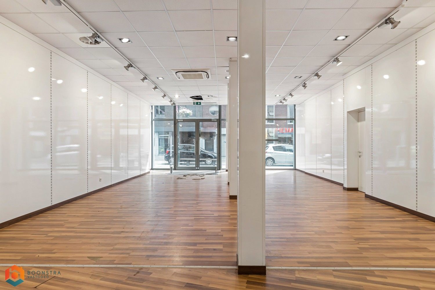 Ruim handelsgelijkvloers op een uitstekende locatie te Heist-op-den-Berg foto 5