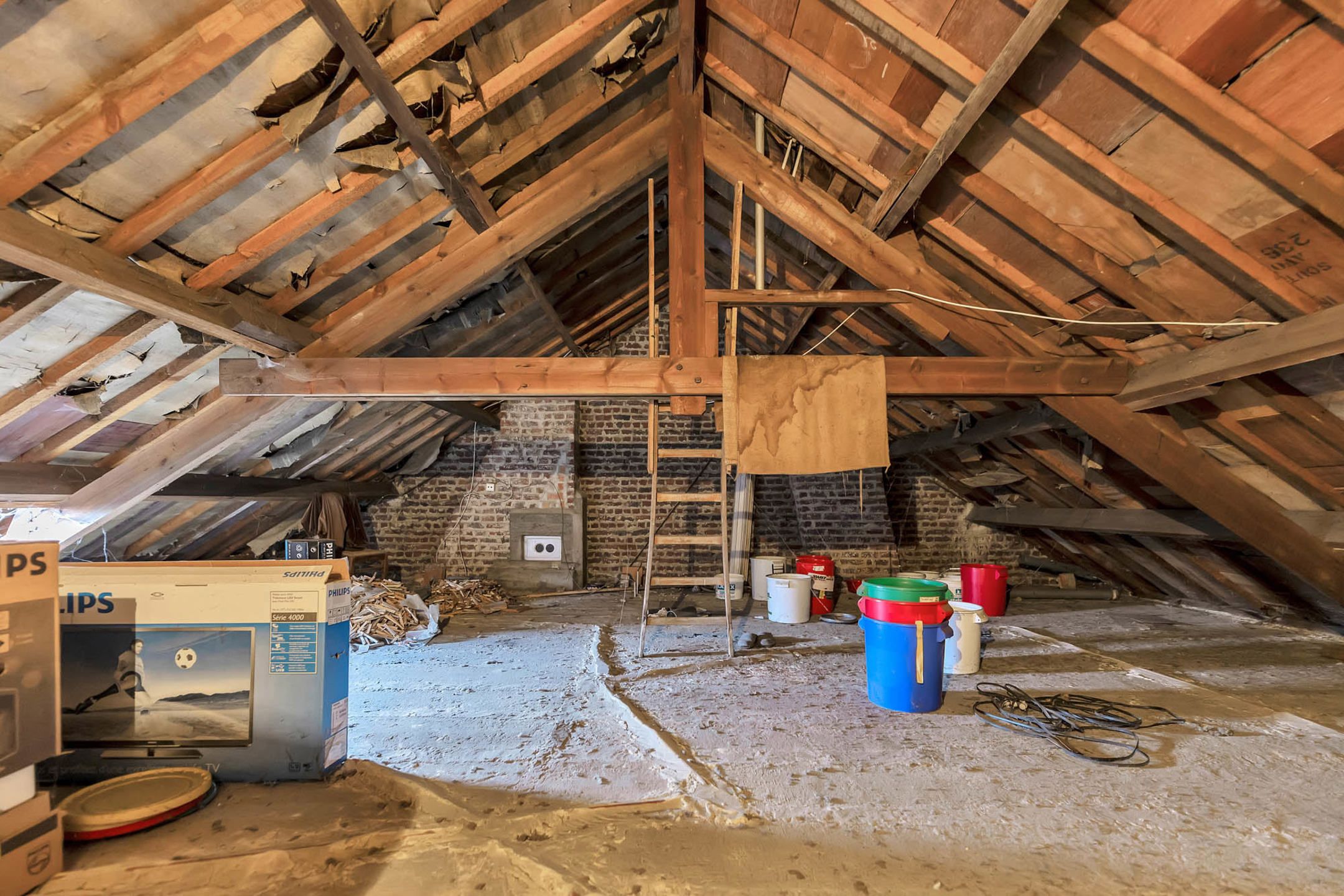 Te renoveren woning met 3 slpks en garage nabij centrum foto 19