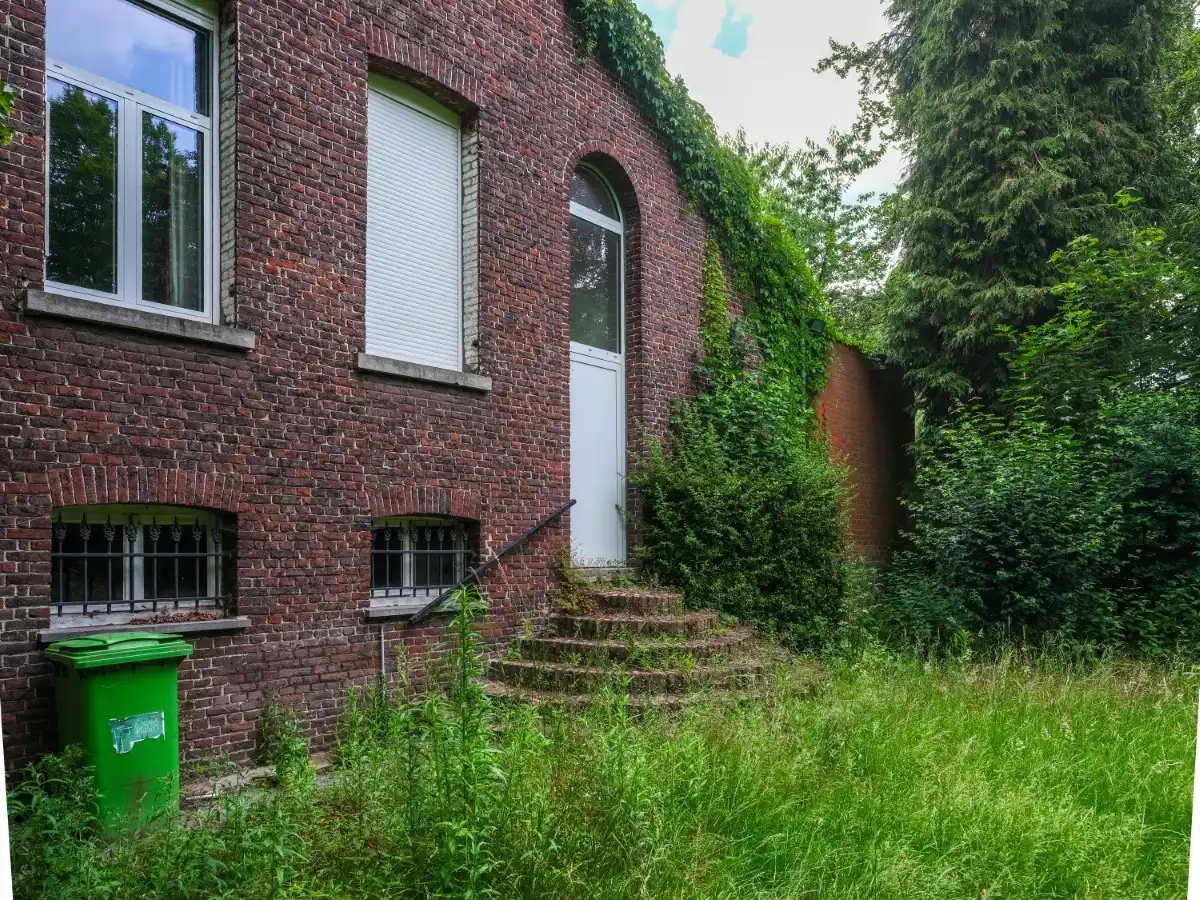 Izegem – Karaktervolle pastoriewoning met diepe tuin en tal van mogelijkheden foto 32