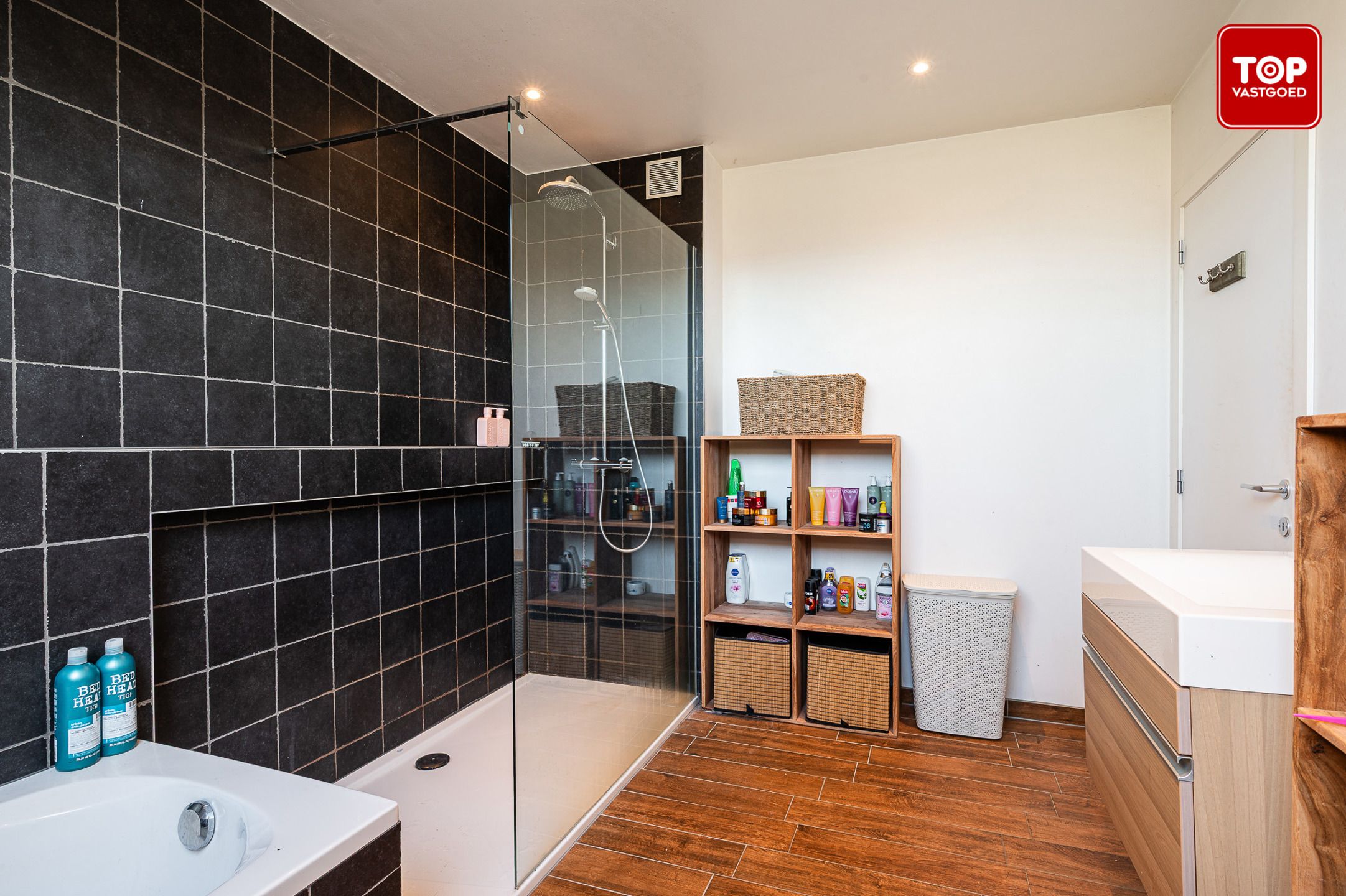 Energiezuinige woning met 3 slaapkamers en prachtige tuin foto 13