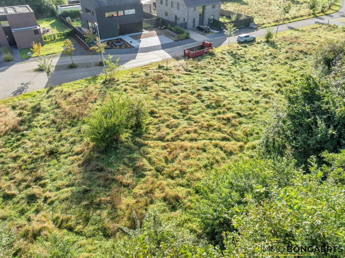 Halfopen bouwgrond op een rustige locatie foto 13