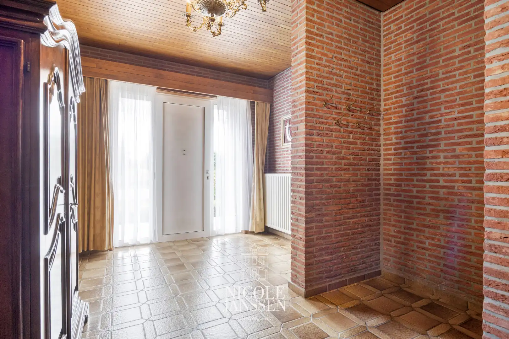 Ruime woning foto 3