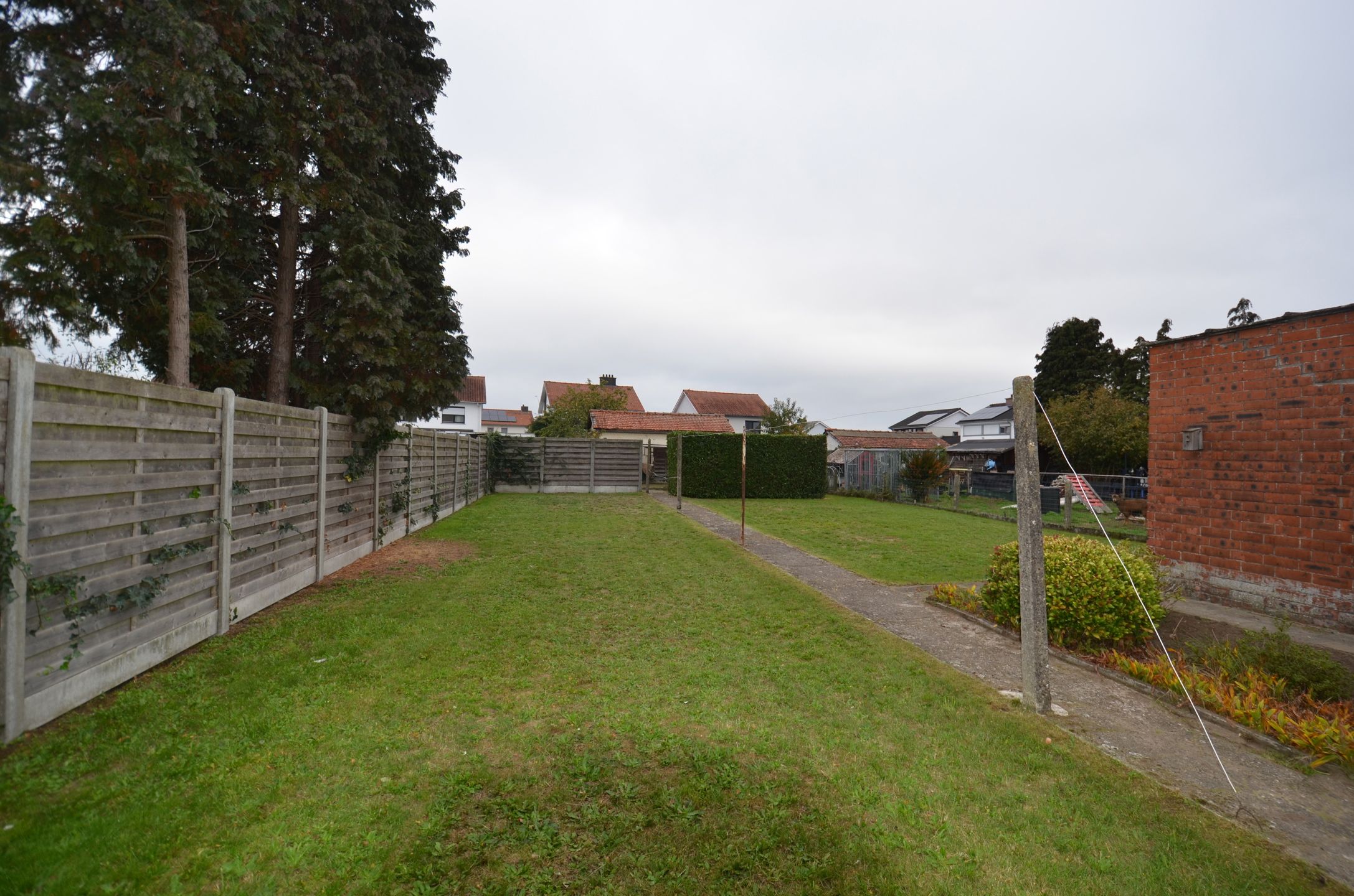 Te renoveren woning op rustige locatie foto 18