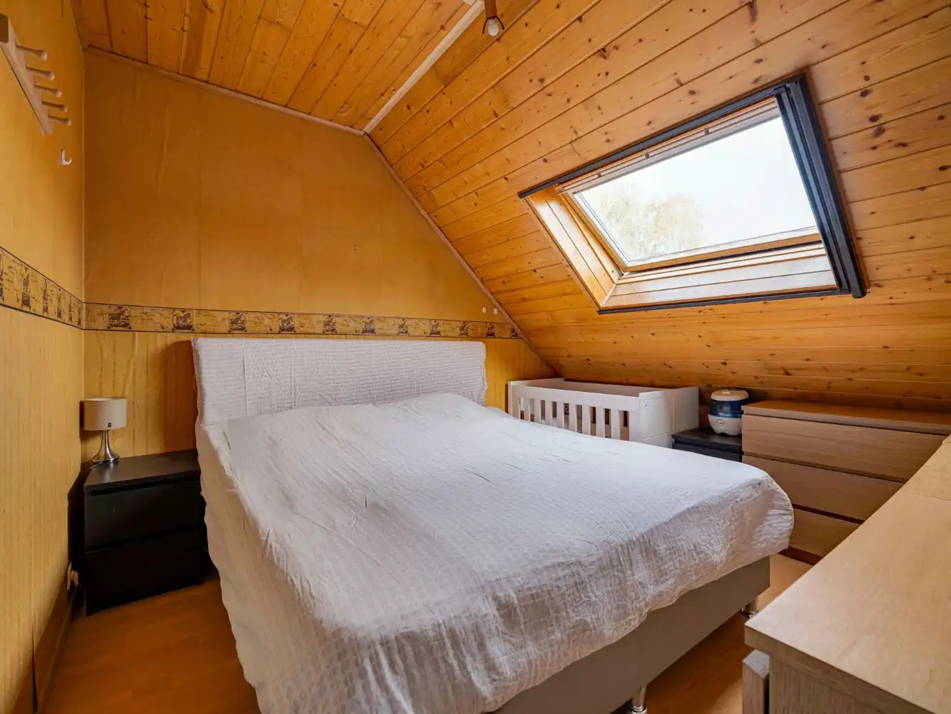 Instapklare woning met 2 slpk., garage en tuin foto 14