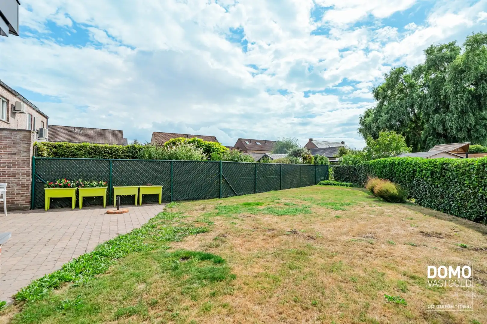 ZUIDWESTELIJK GEORIËNTEERDE DOORZONWONING MET LICHTRIJKE AANBOUW, GEZELLIGE TUIN EN RUIME GARAGE TE KURINGEN (HASSELT)  foto 29