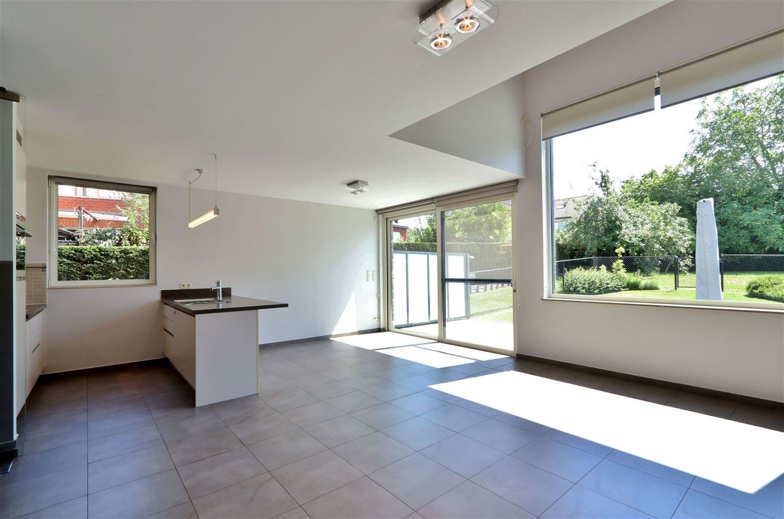 Woning te Lot foto 7
