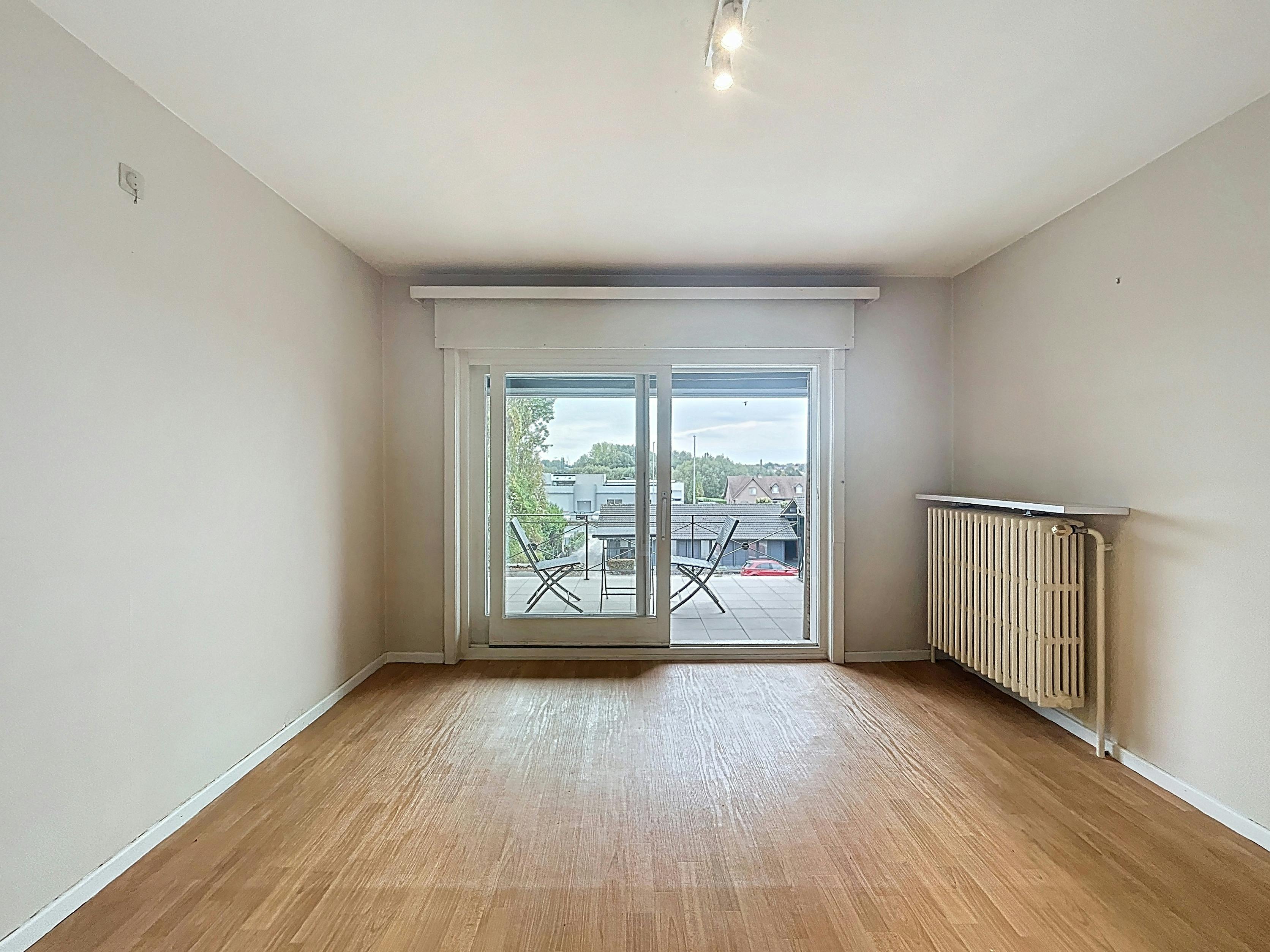 Ruim appartement met 3 kamers te huur in Harelbeke foto 8