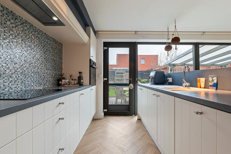 ENERGIEZUINIGE GEZINSWONING MET ZONNEPANELEN EN GARAGE IN MIELEN-BOVEN-AALST foto 10