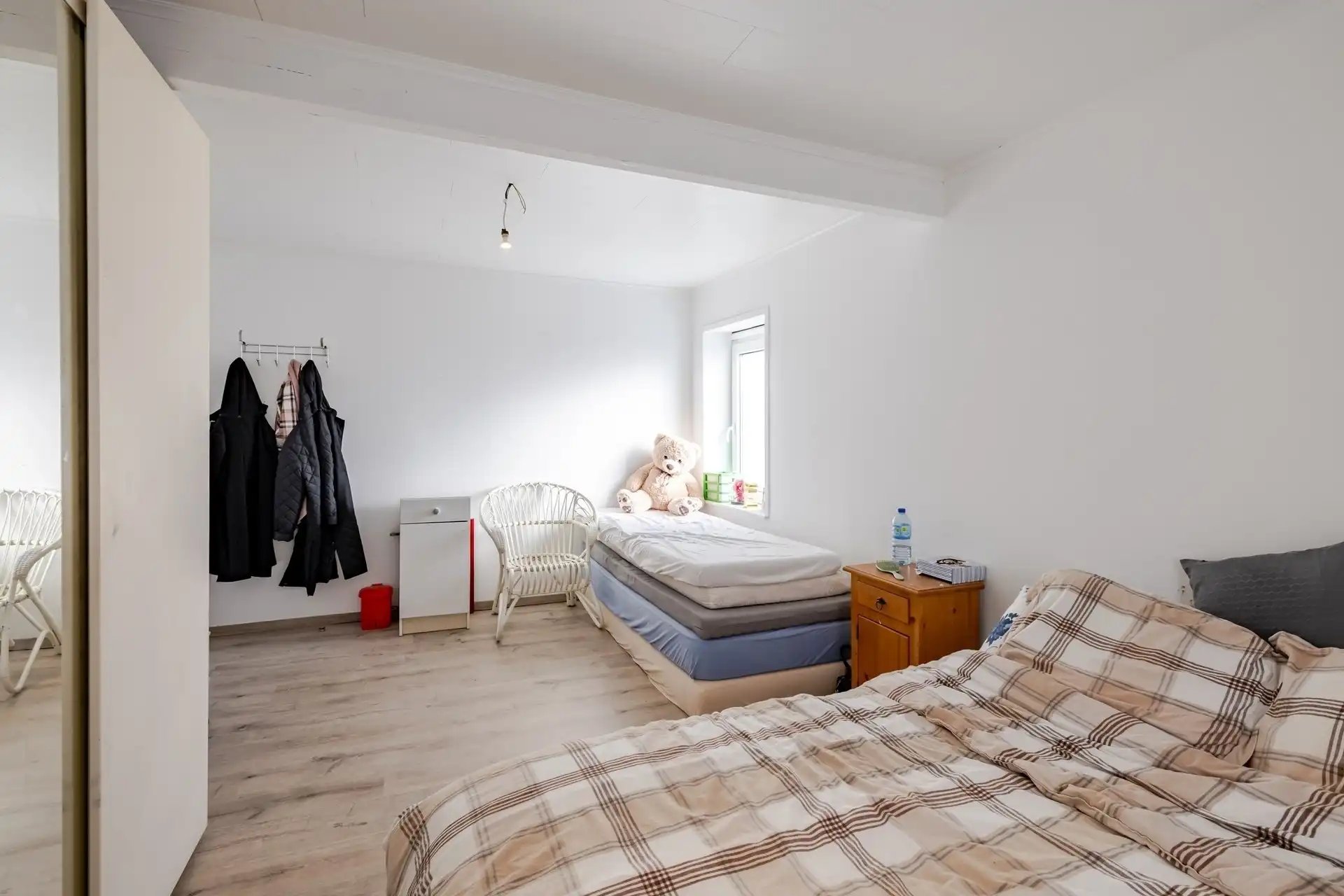 Energiezuinige hoekwoning met 5 slaapkamers en tuin in Berlare foto 14