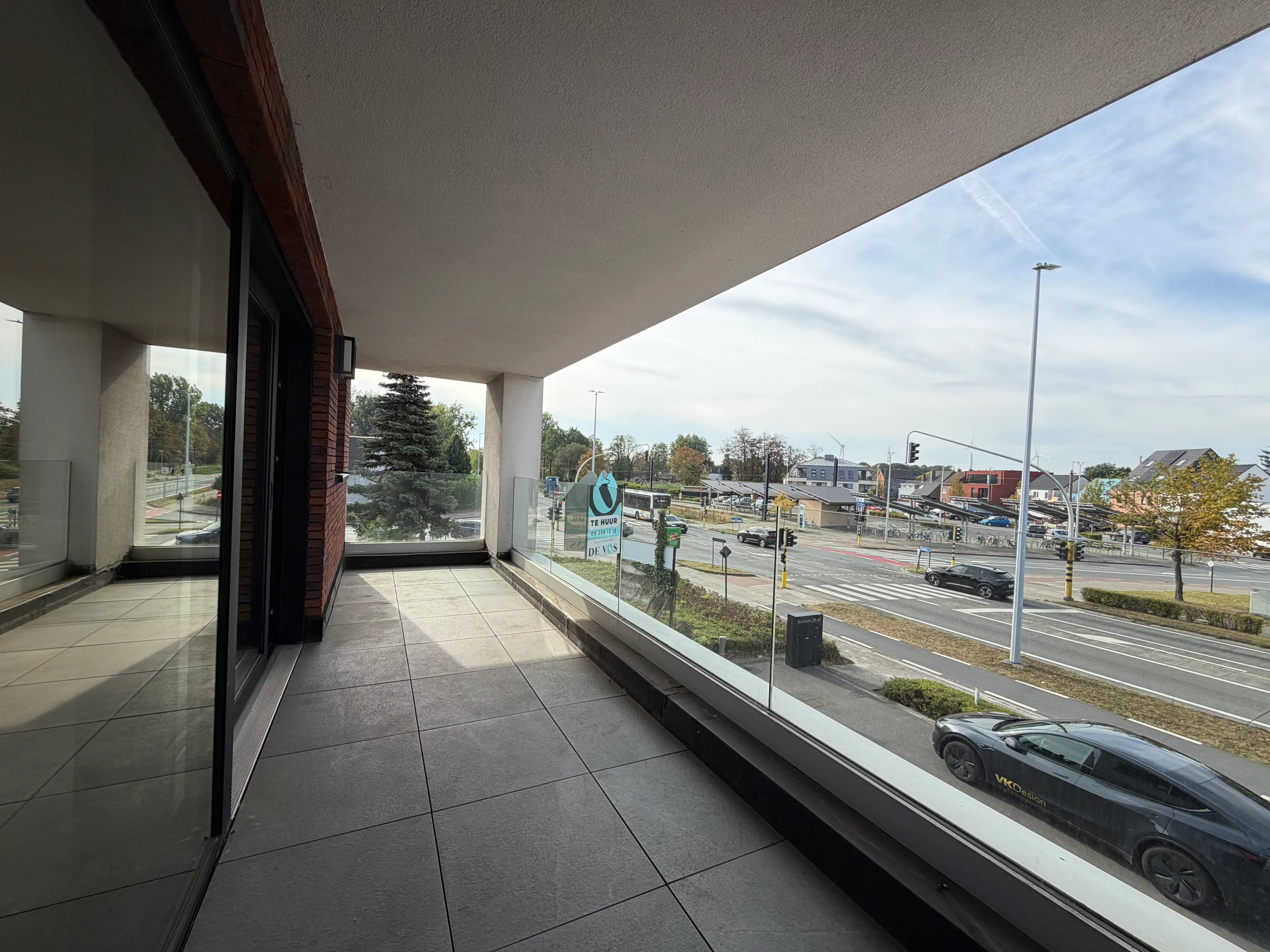 Bel-etagewoning met 3 slaapkamers en ruime terrassen foto 12