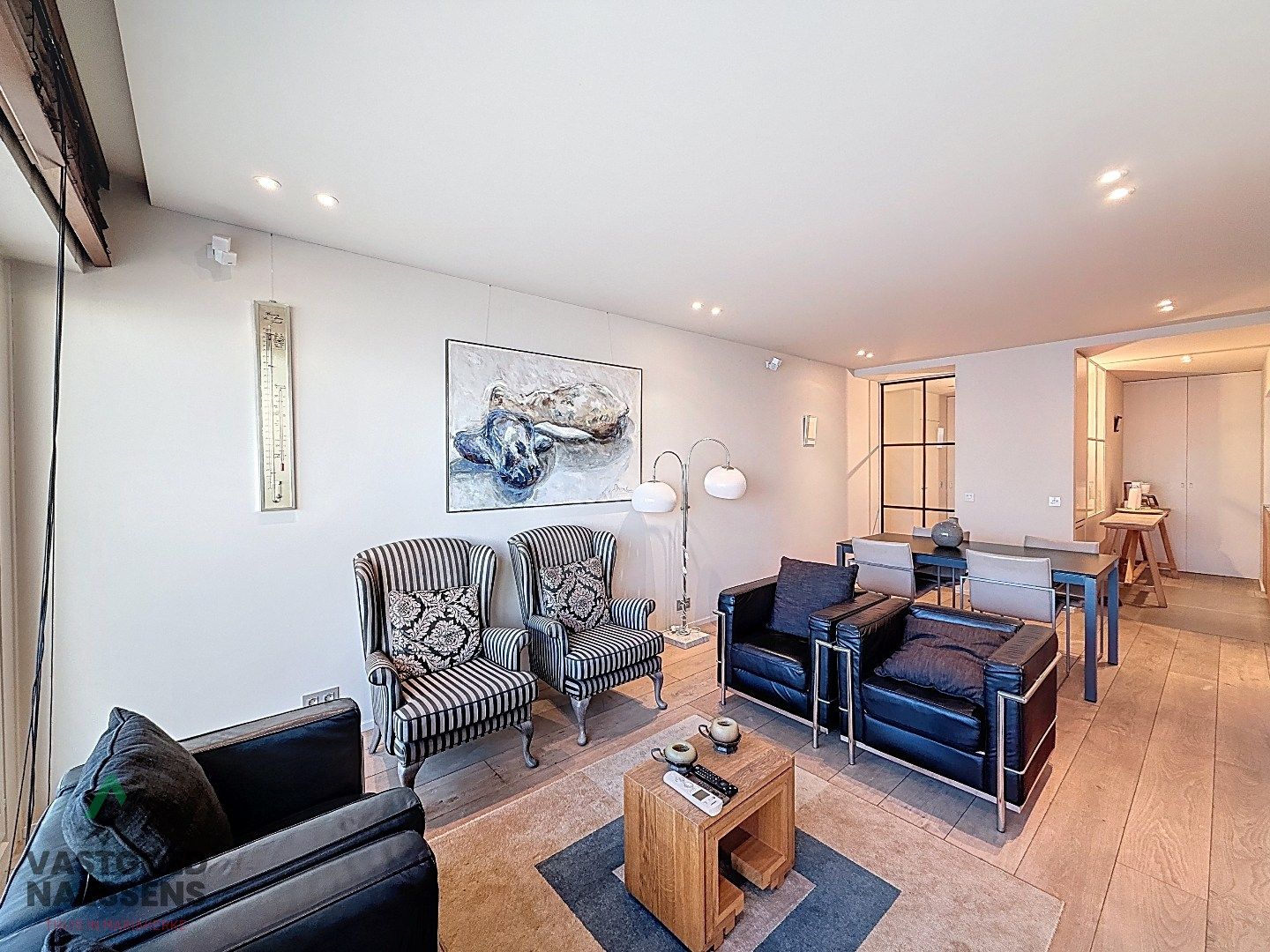 GEMEUBELD 2 SLPK APP MET ZEEZICHT EN 2 TERRASSEN foto 2