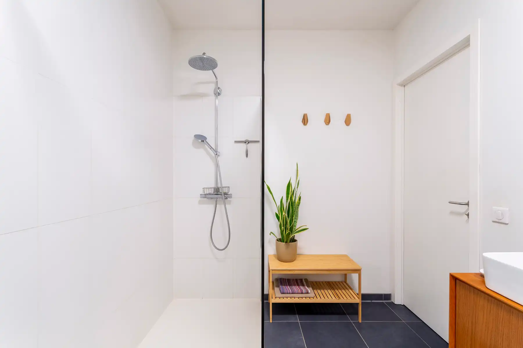 Gelijkvloers appartement met ruim terras op toplocatie! foto 10