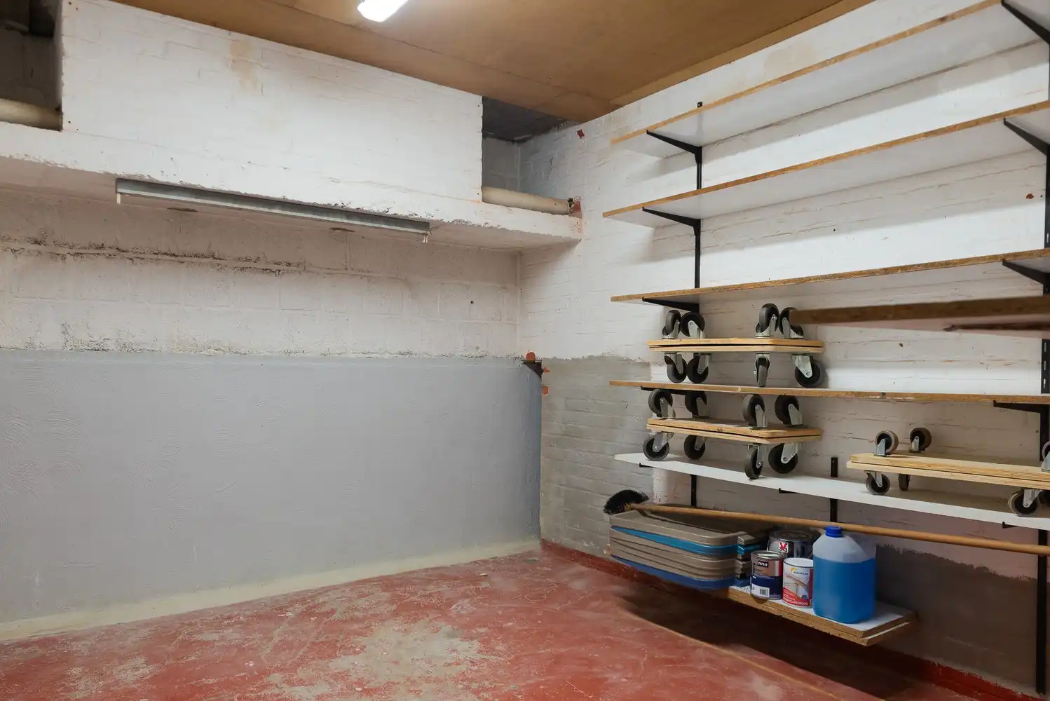 Ruime en uitstekend onderhouden gezinswoning met prachtige tuin en inpandige garage op een perceel van 1.490 m² foto 37