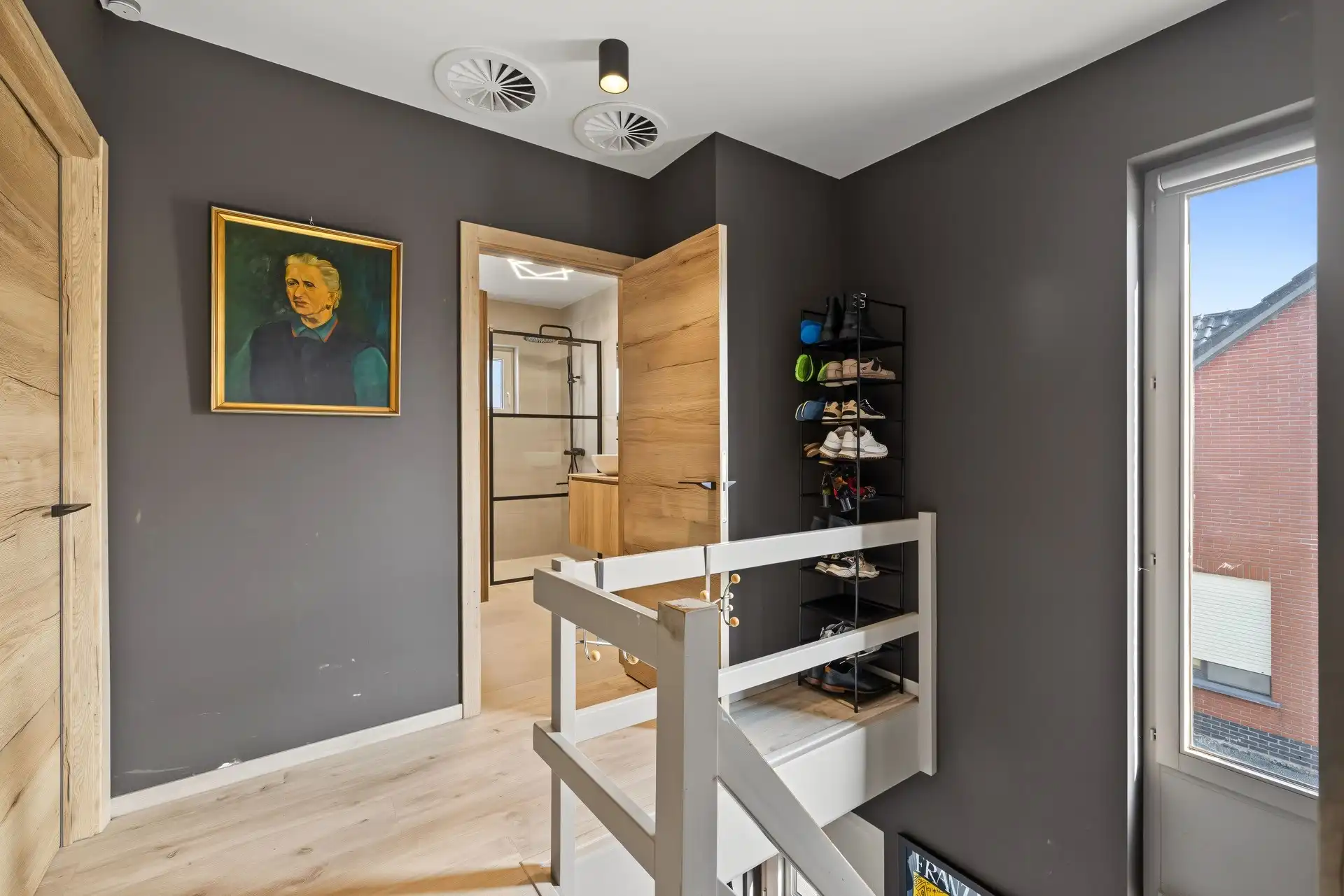 Uitstekend gelegen gezinswoning met 3 slaapkamers, losstaande garage en gezellige tuin foto 13