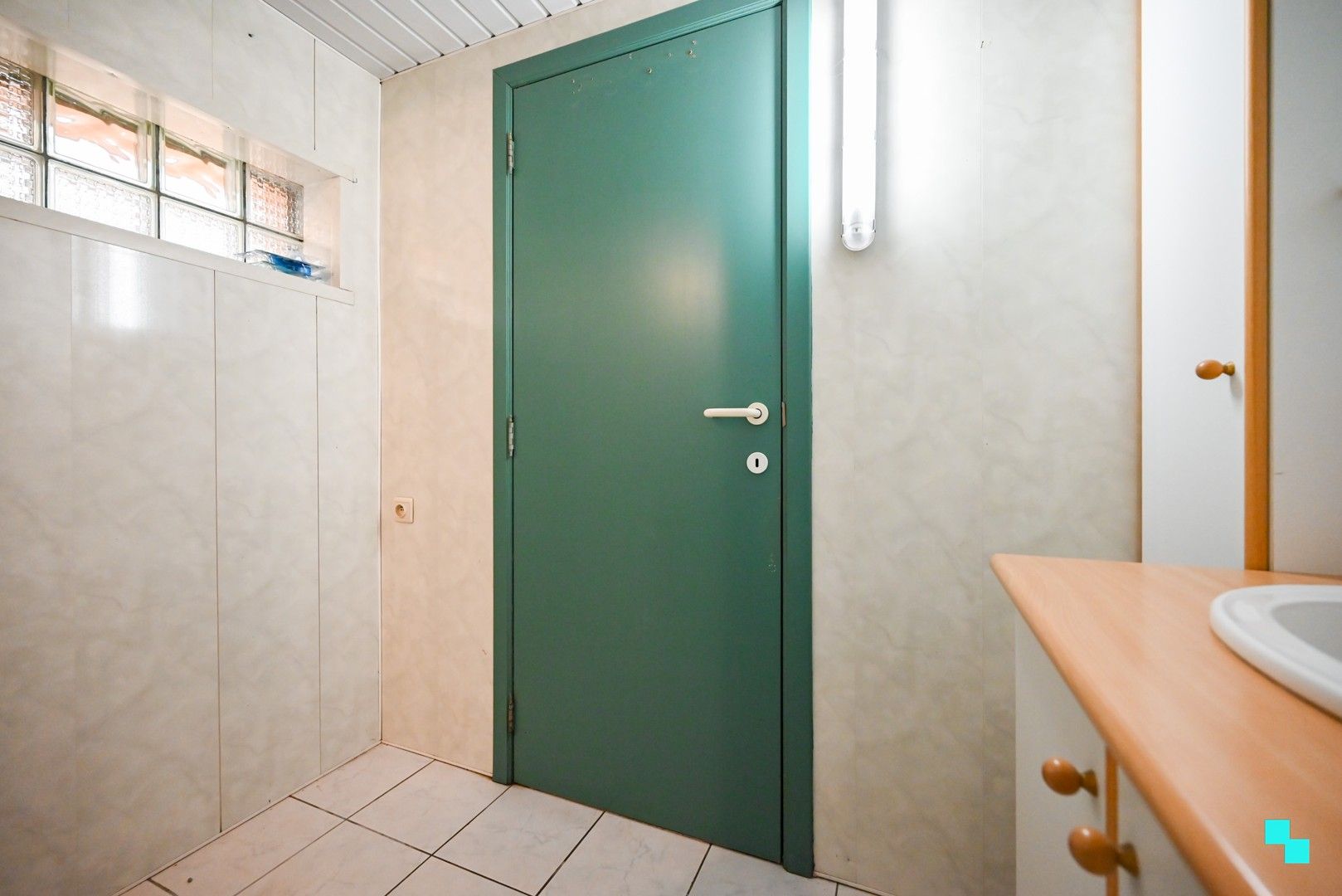 Eéngezinswoning met garage op grens Izegem / Lendelede foto 17