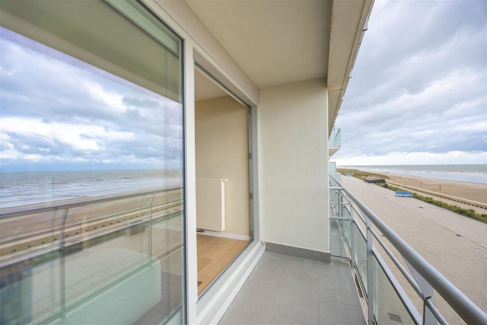 Prachtig en smaakvol volledig afgewerkt appartement gelegen op de tweede verdieping foto 17