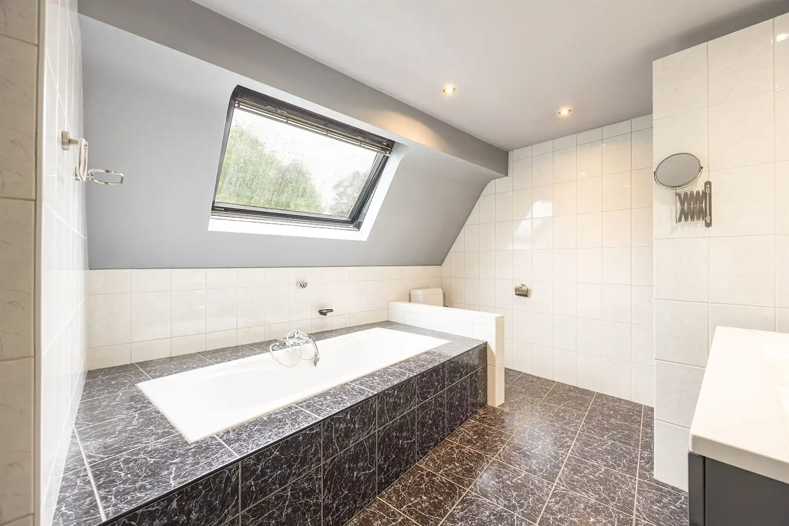     Charmante gezinswoning op een absolute toplocatie  foto 23