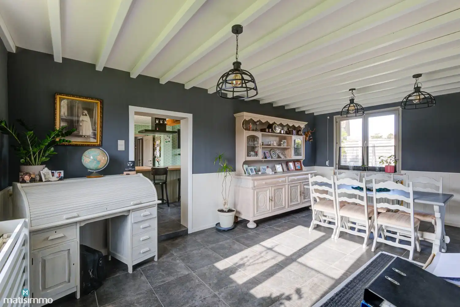 GERENOVEERDE, INSTAPKLARE VRIJSTAANDE WONING MET 3 SLAAPKAMERS IN NEEROETEREN (MAASEIK) foto 5