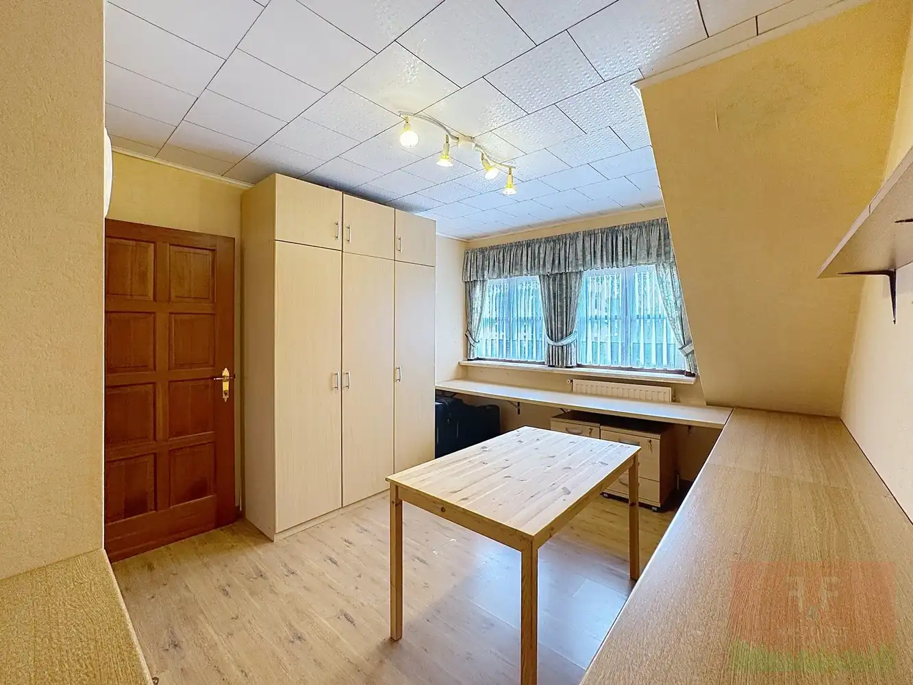 Instapklare halfopen gezinswoning met garage en grastuin te Herzele foto 17