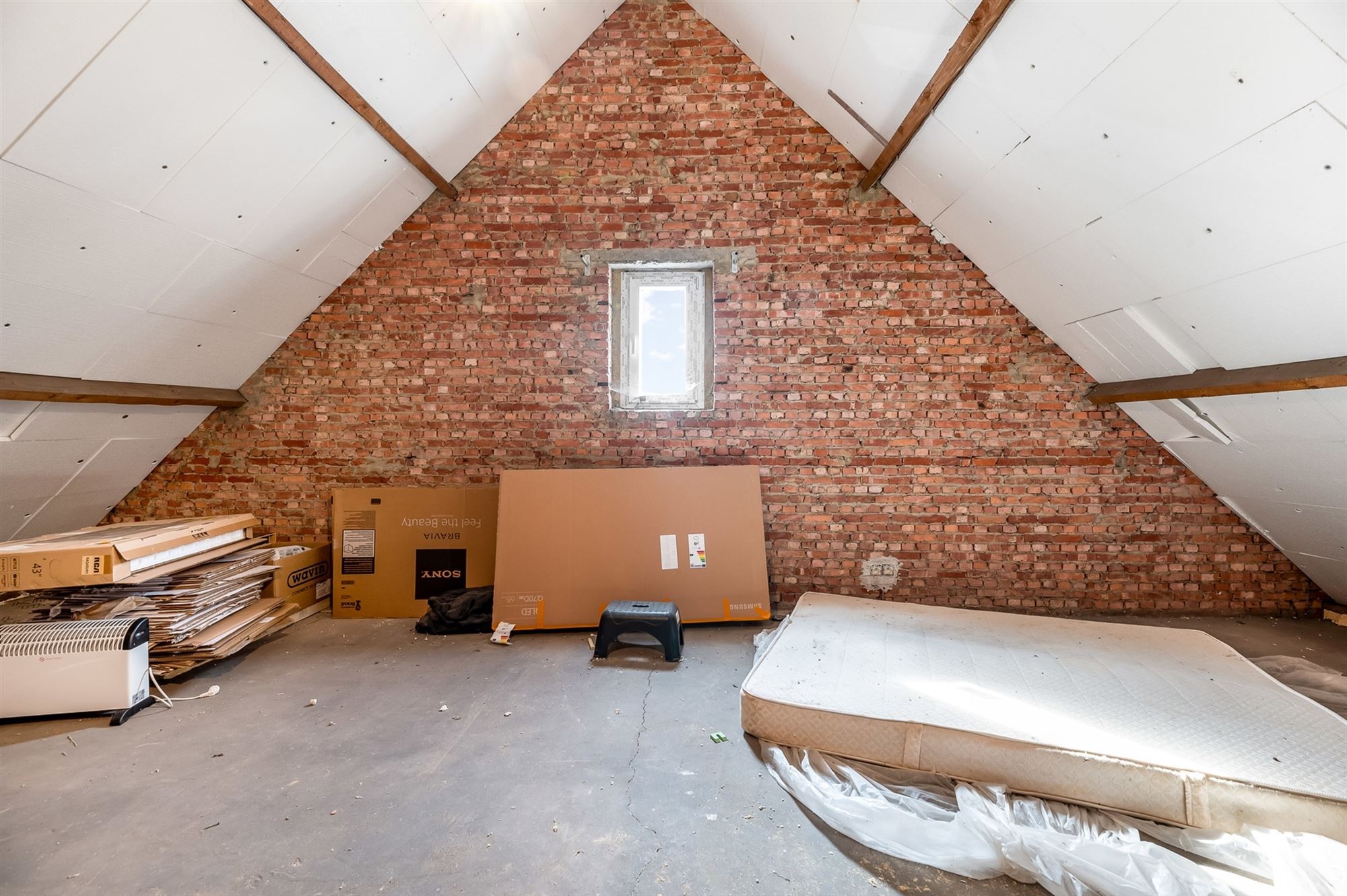 GOED ONDERHOUDEN EN RECENT GERENOVEERDE WONING TE HEPPEN foto 19
