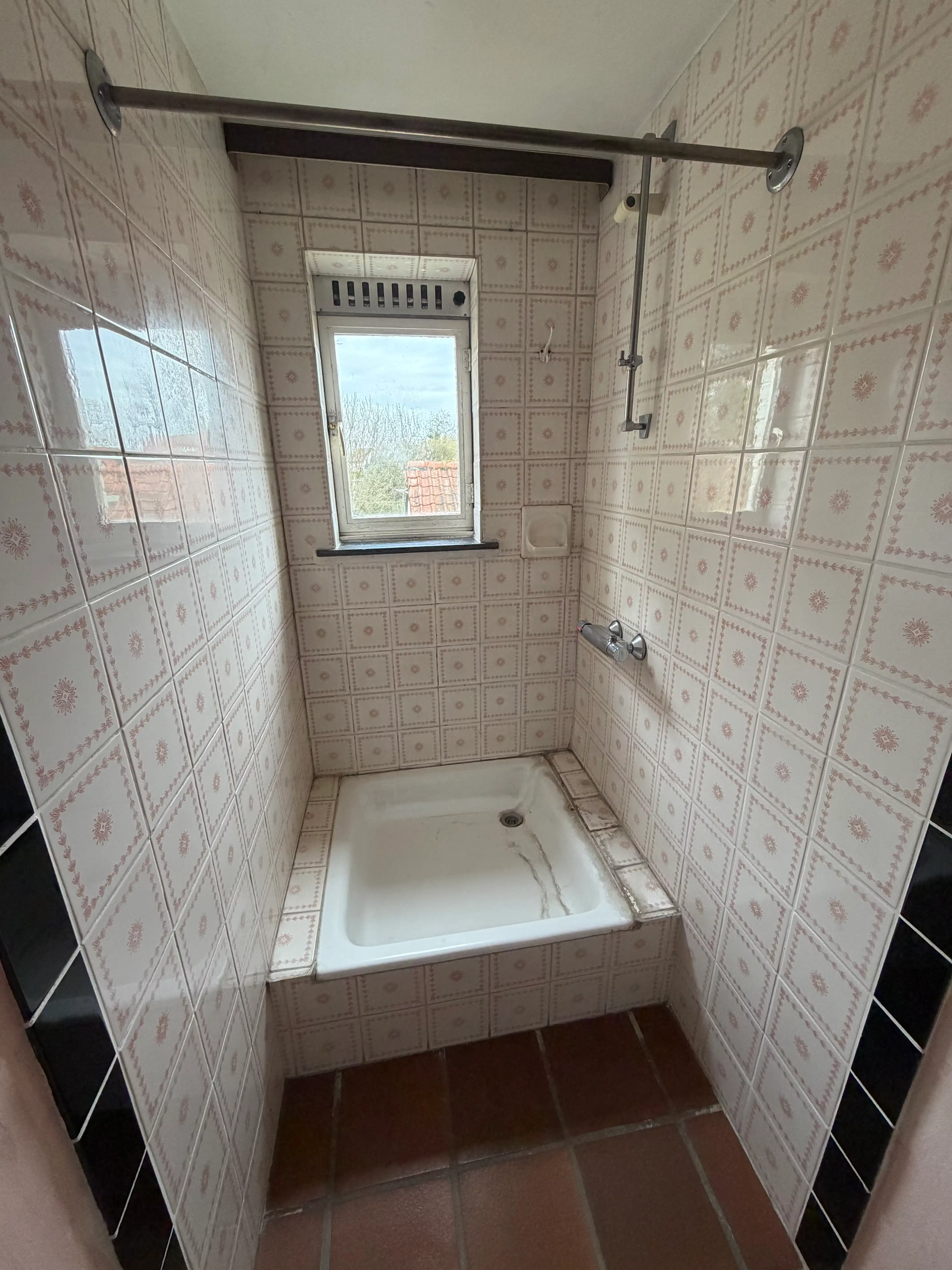 Genk, Craenevenne 16: Ruime, te renoveren woning met 5 slaapkamers op een perceel van 15 are in Boxbergheide foto 31