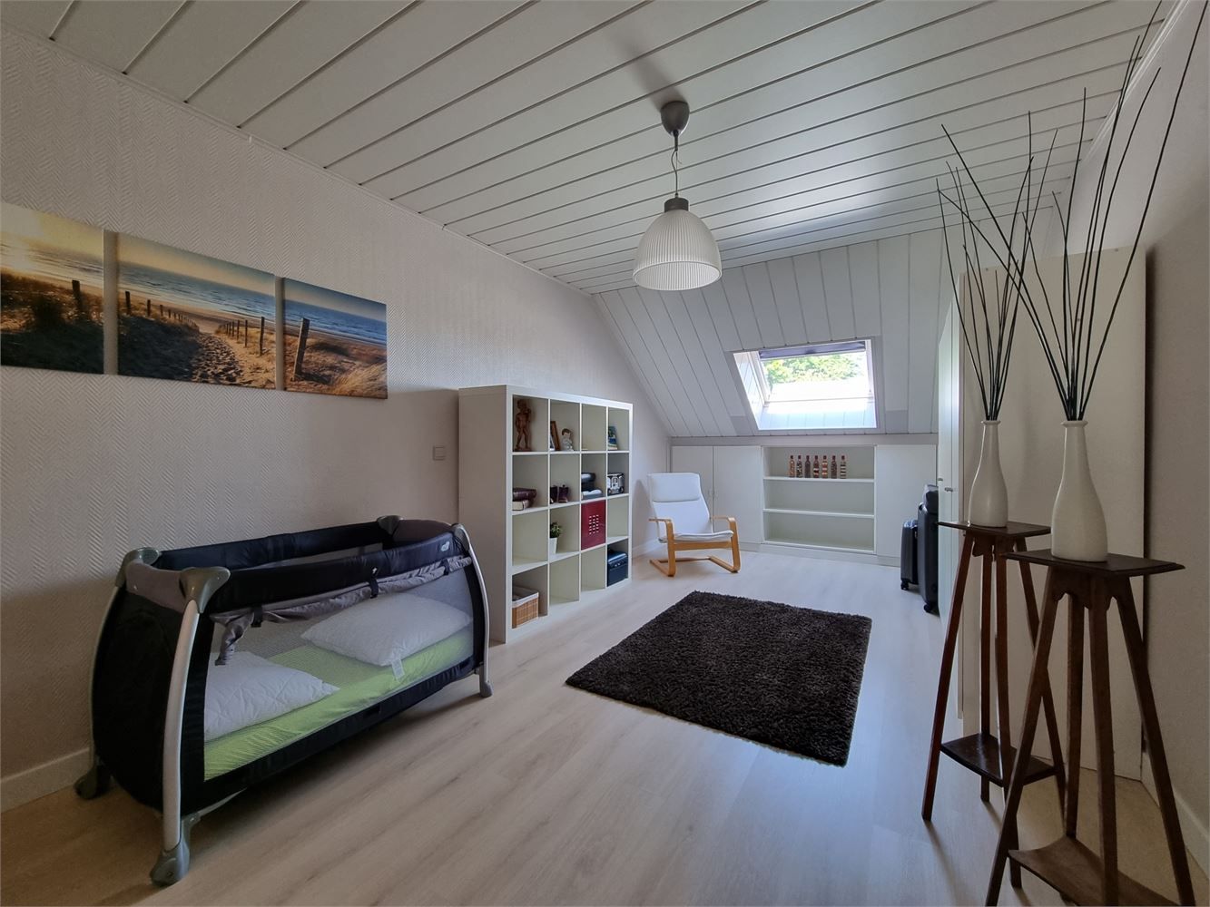 Ruime, residentieel gelegen woning met werkplaats op 15a foto 19