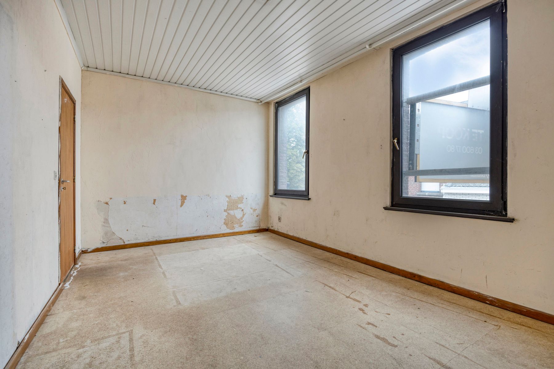 Te renoveren woning (3 slpk) met tuin. foto 7