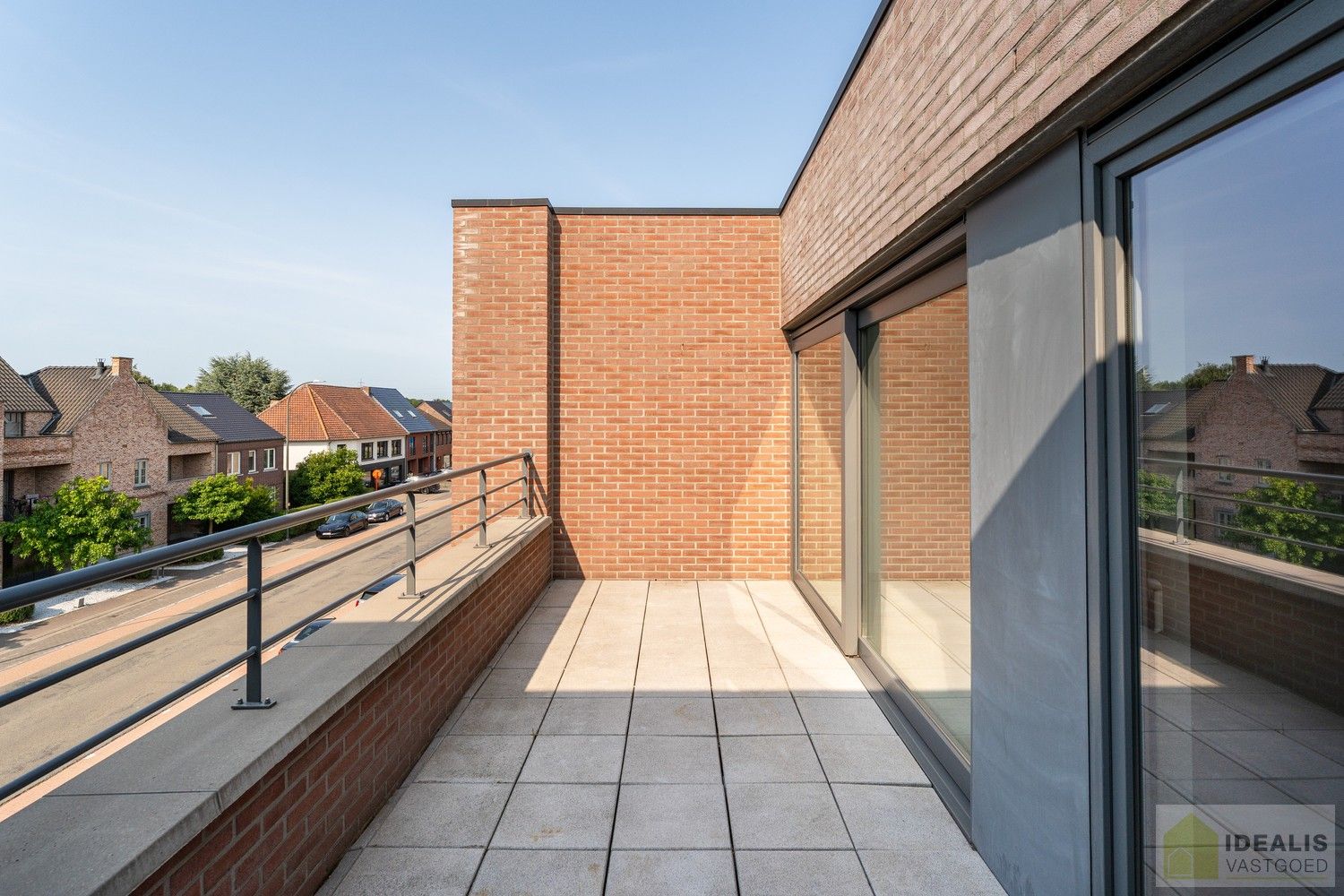 IDEALIS VASTGOED - INSTAPKLAAR APPARTEMENT MET 2 SLAAPKAMERS, AANGENAME LEEFRUIMTE MET AANSLUITEND TERRAS, ONDERGRONDSE PARKEERPLAATS EN BERGRUIMTE. Zeer geschikt voor kandidaten op zoek naar betaalbare woonruimte in nieuwstaat vlak bij de stadskern van Bree! foto 20