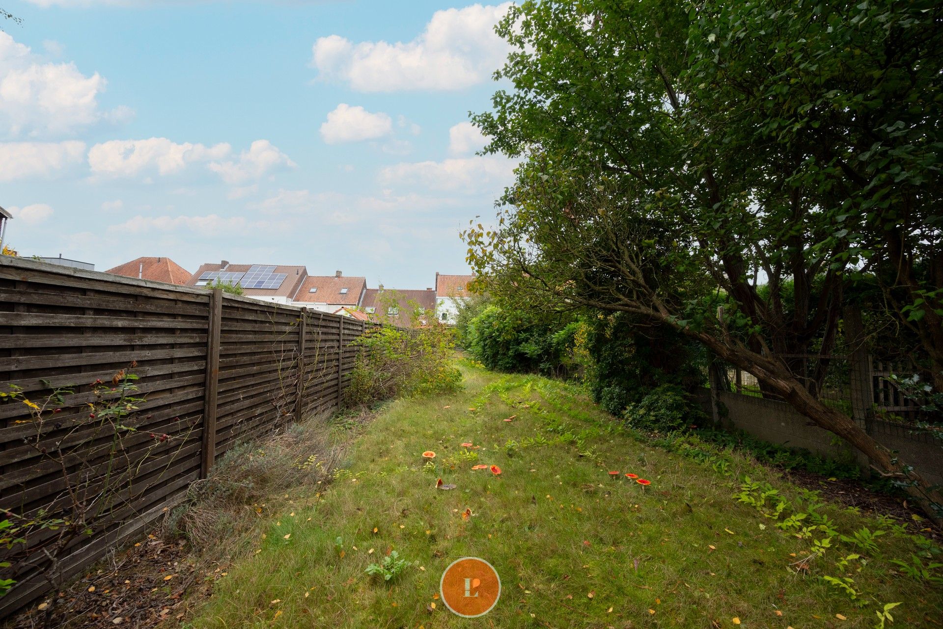 Te renoveren gezinswoning in centrum Marke foto 25