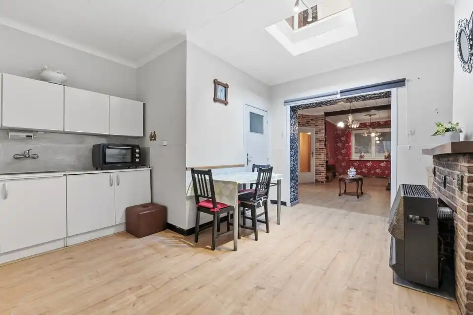 TE RENOVEREN RIJWONING MET POTENTIEEL IN TONGEREN foto 10