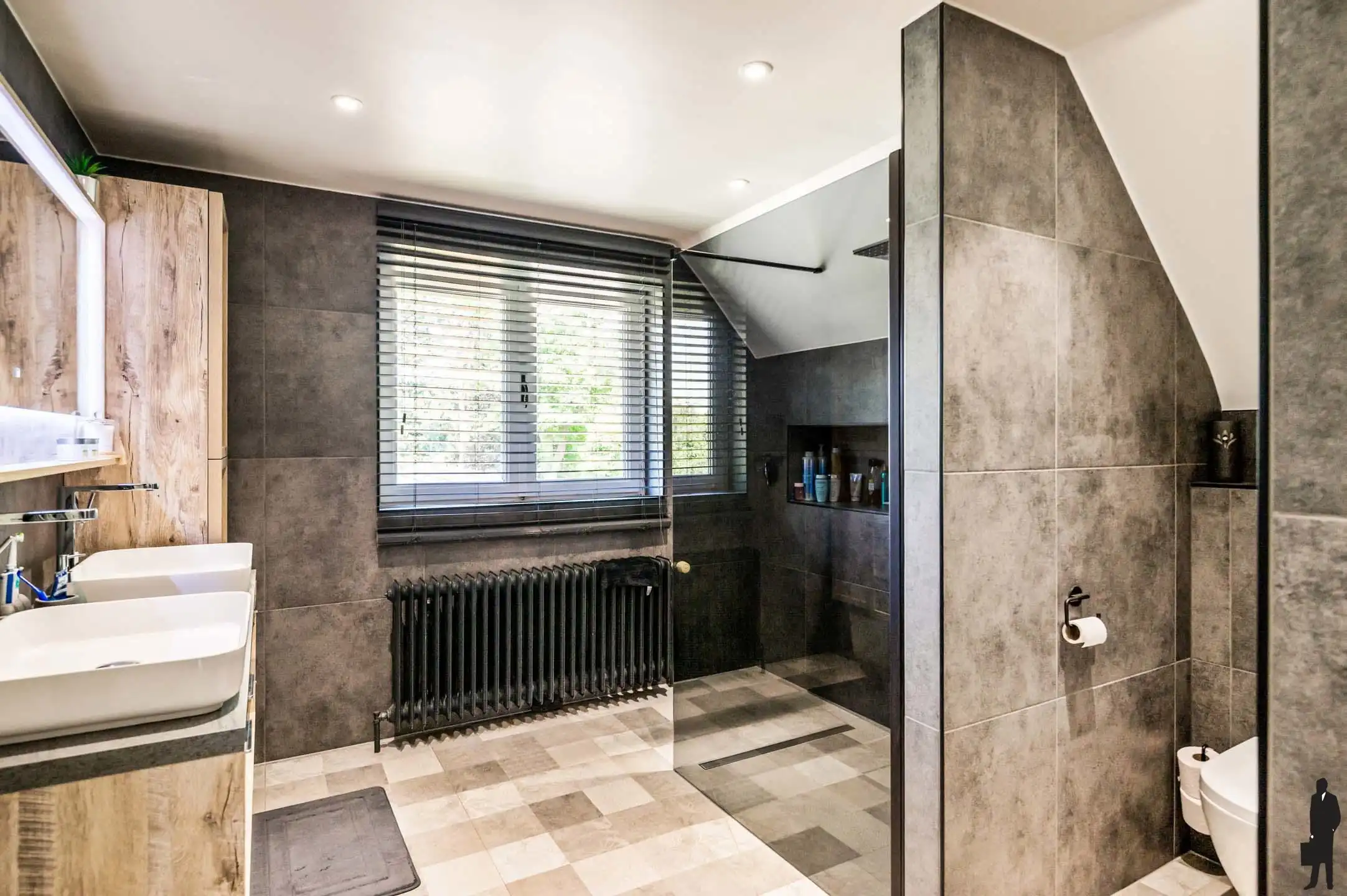 Exclusieve villa met zwembad en professionele ruimte foto 21