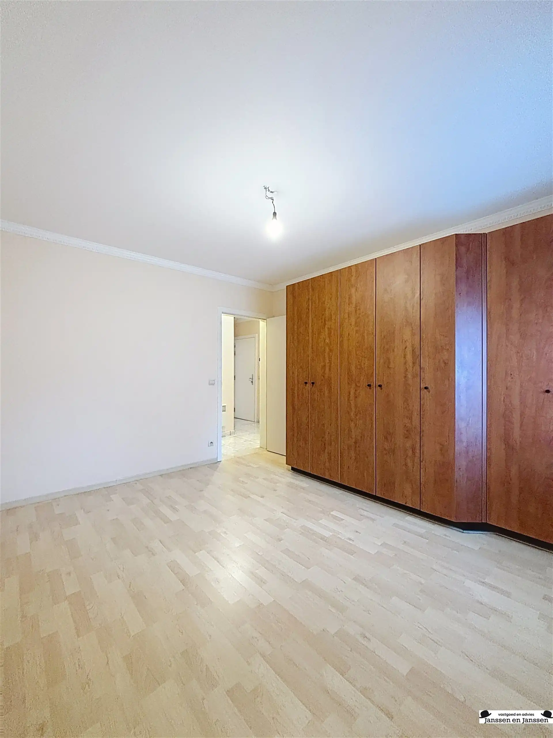 Investeringsopportuniteit met goed rendement in Oostende foto 18