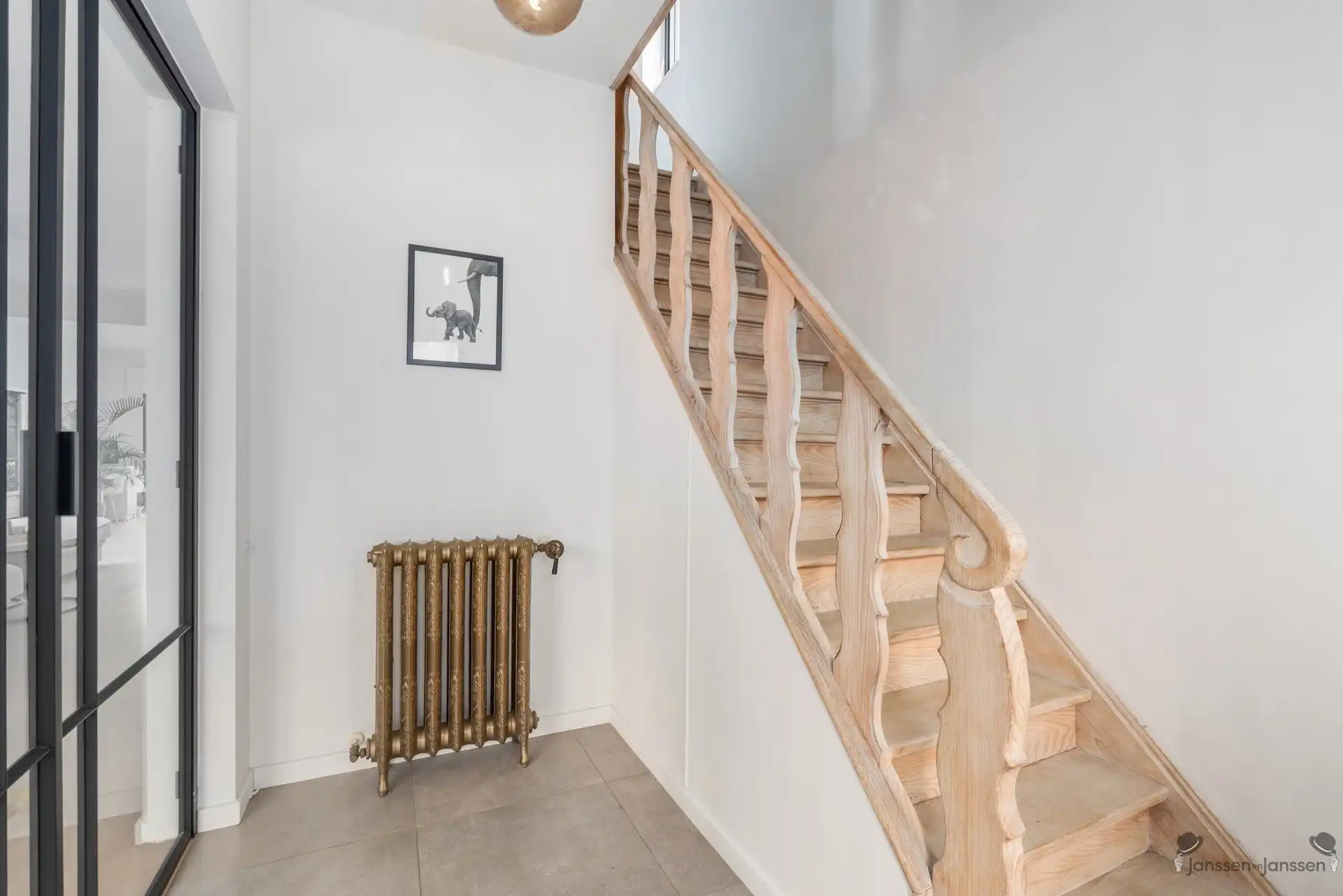 Gerenoveerde woning met 3 slaapkamers te Tessenderlo foto 3