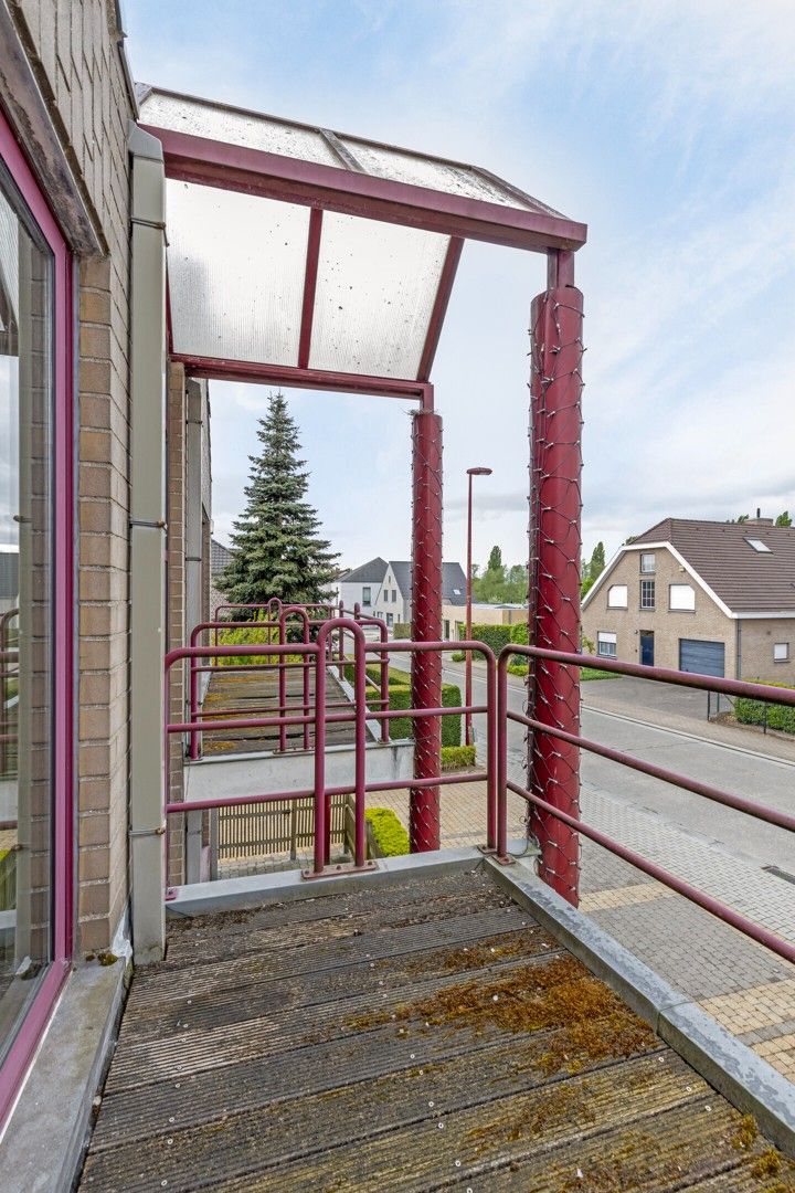 Handelspand met woning te koop - zeer veel potentieel foto 5