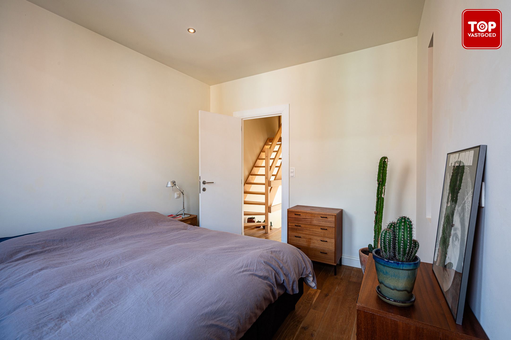 Instapklare en energiezuinige woning met zonnige tuin vlakbij de Bourgoyen foto 16